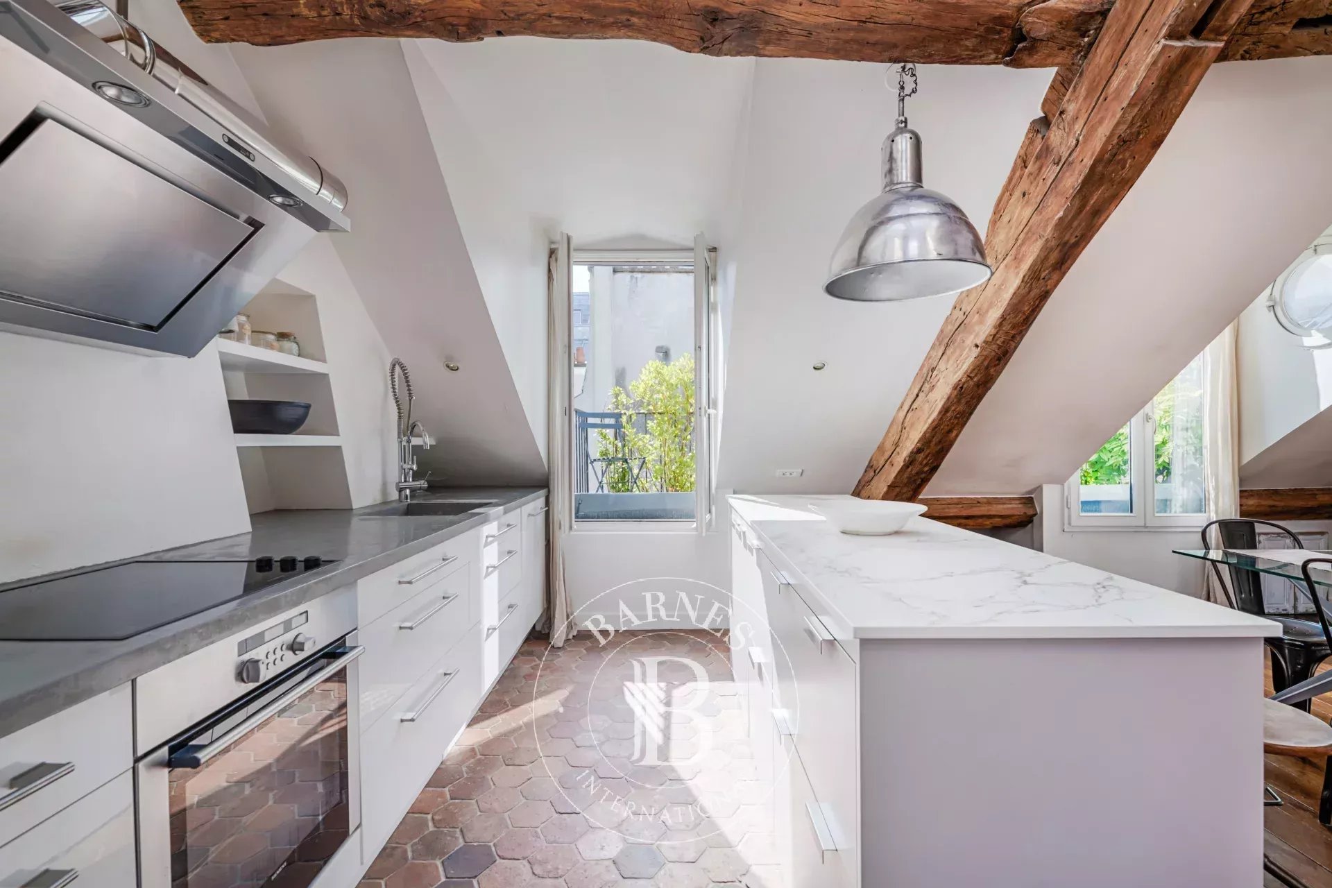 Daire Paris 3ème - picture 8