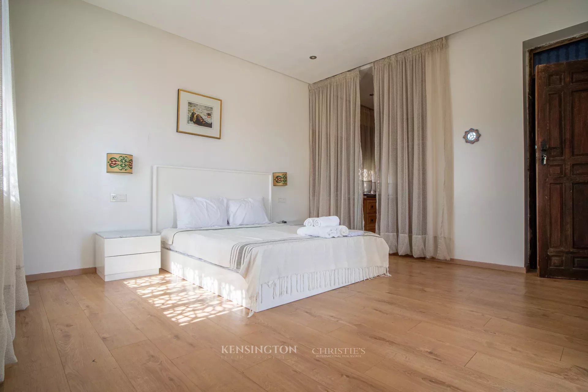 4 Bedroom Villa/Townhouse's Image 9