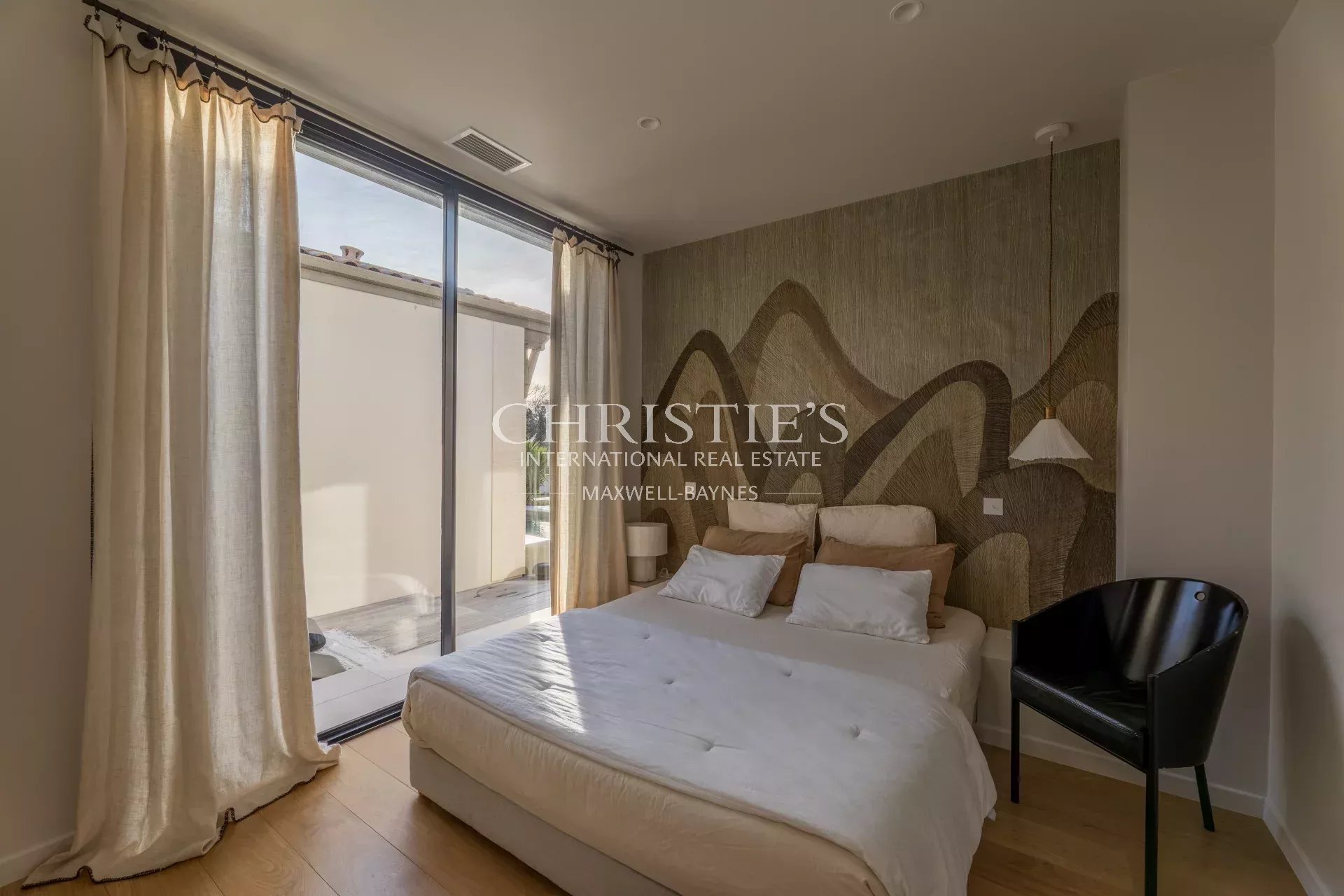 4 Bedroom Villa/Townhouse's Image 10