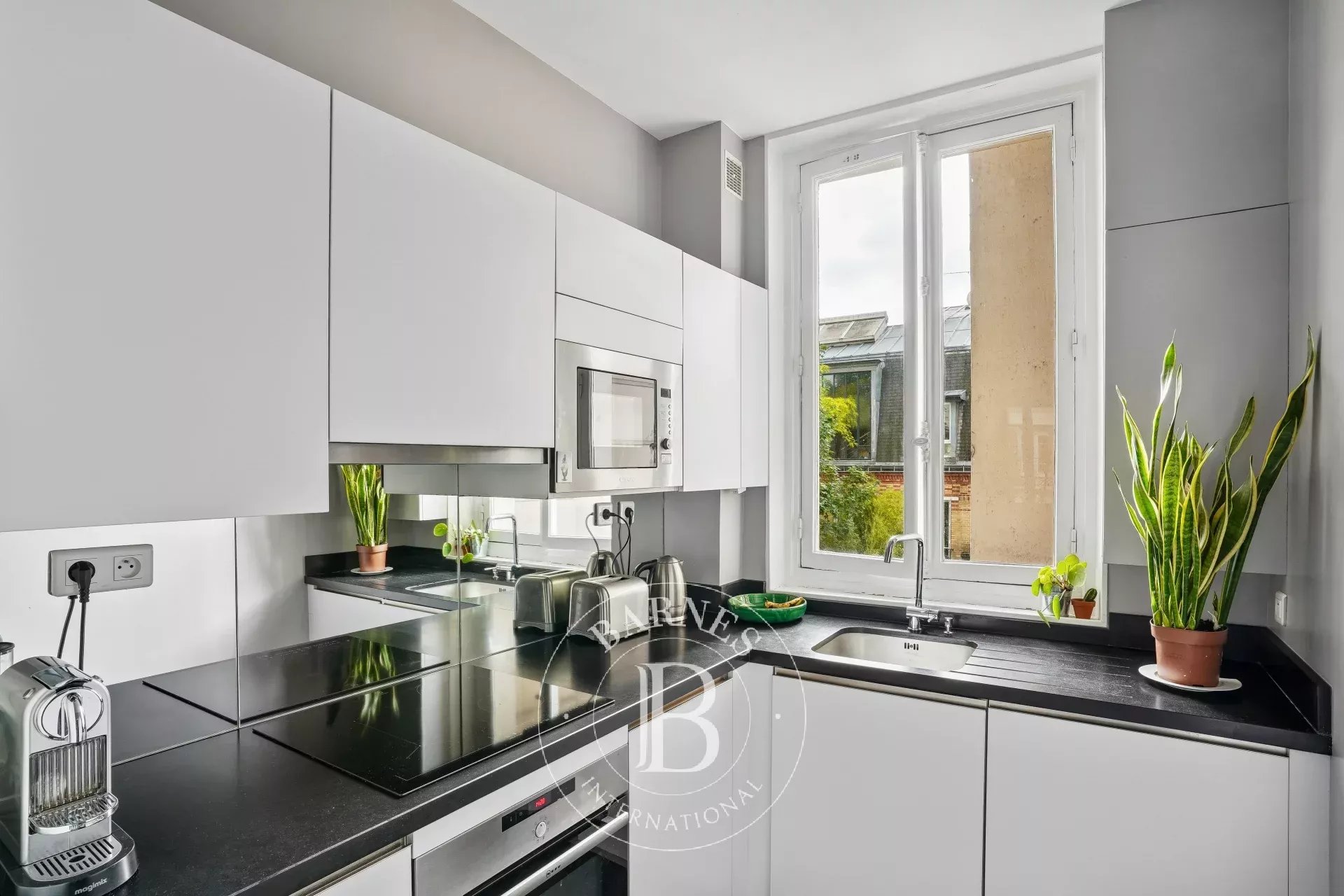 Paris  - Apartment 2 Bedrooms - picture 6