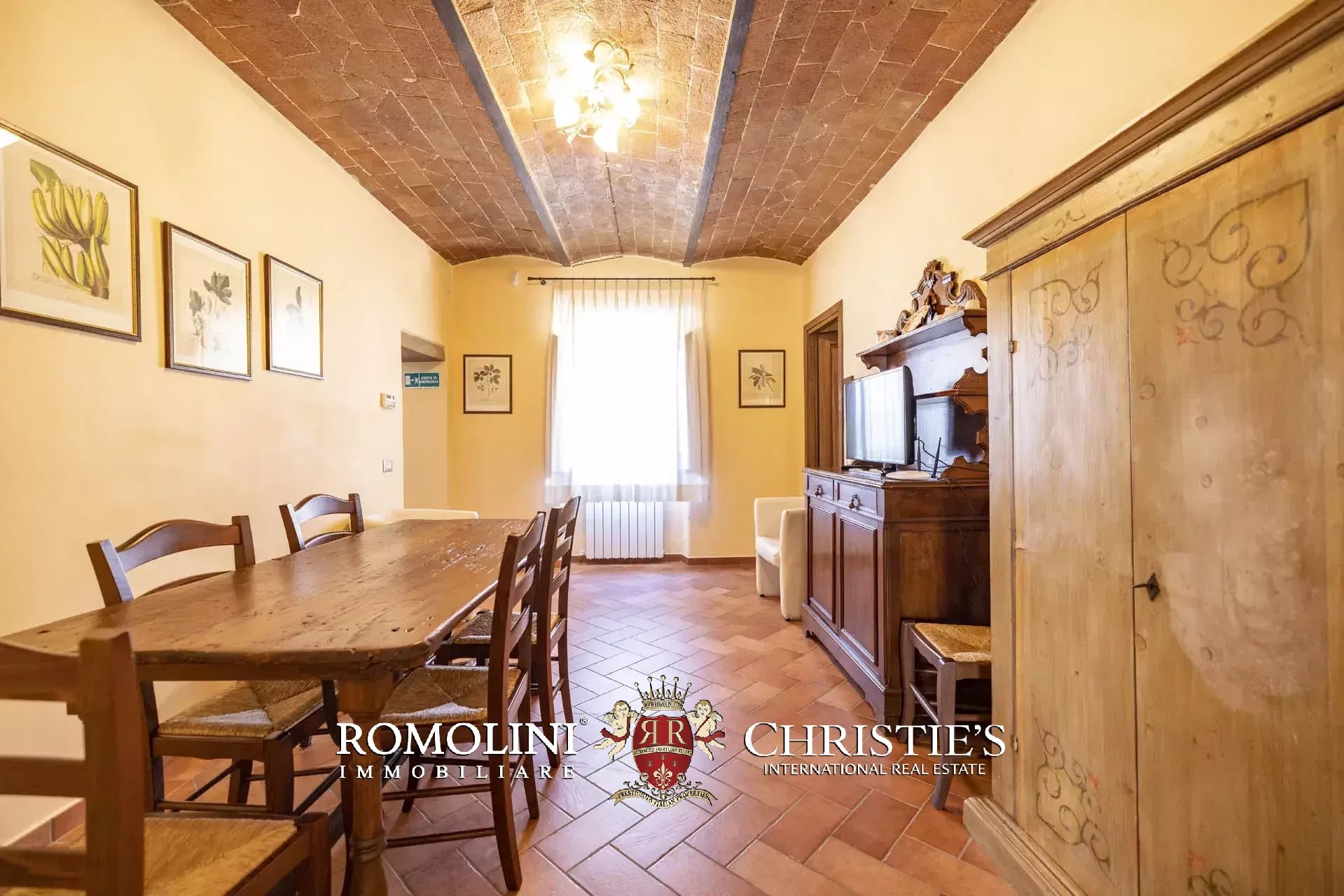 18 Bedroom Villa/Townhouse's Image 53