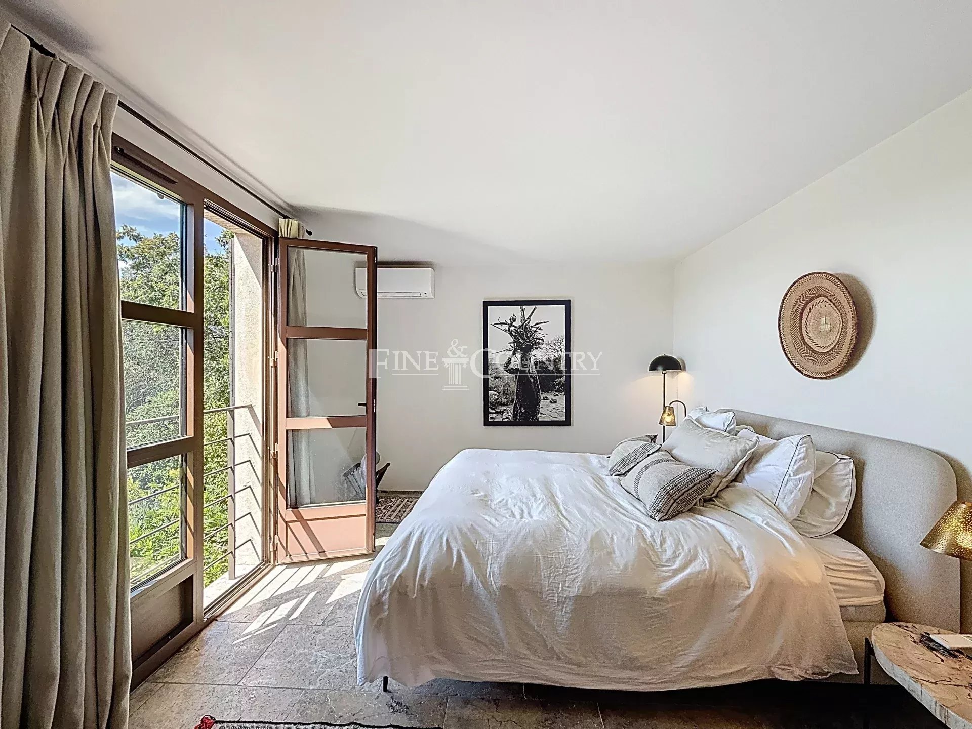 Photo of Villa for sale in Chateauneuf-Grasse