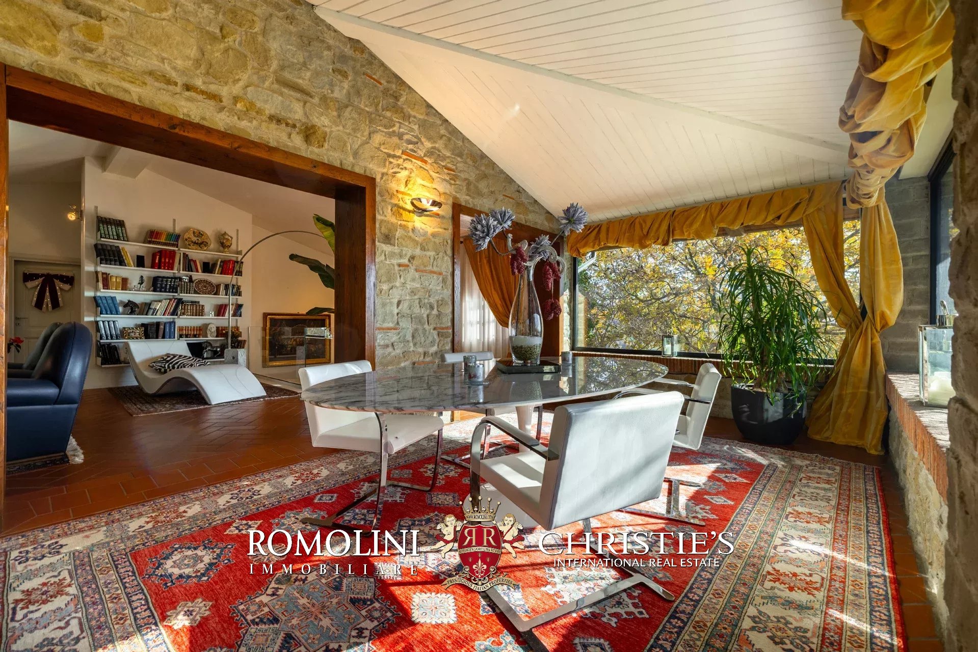 3 Bedroom Villa/Townhouse's Image 37