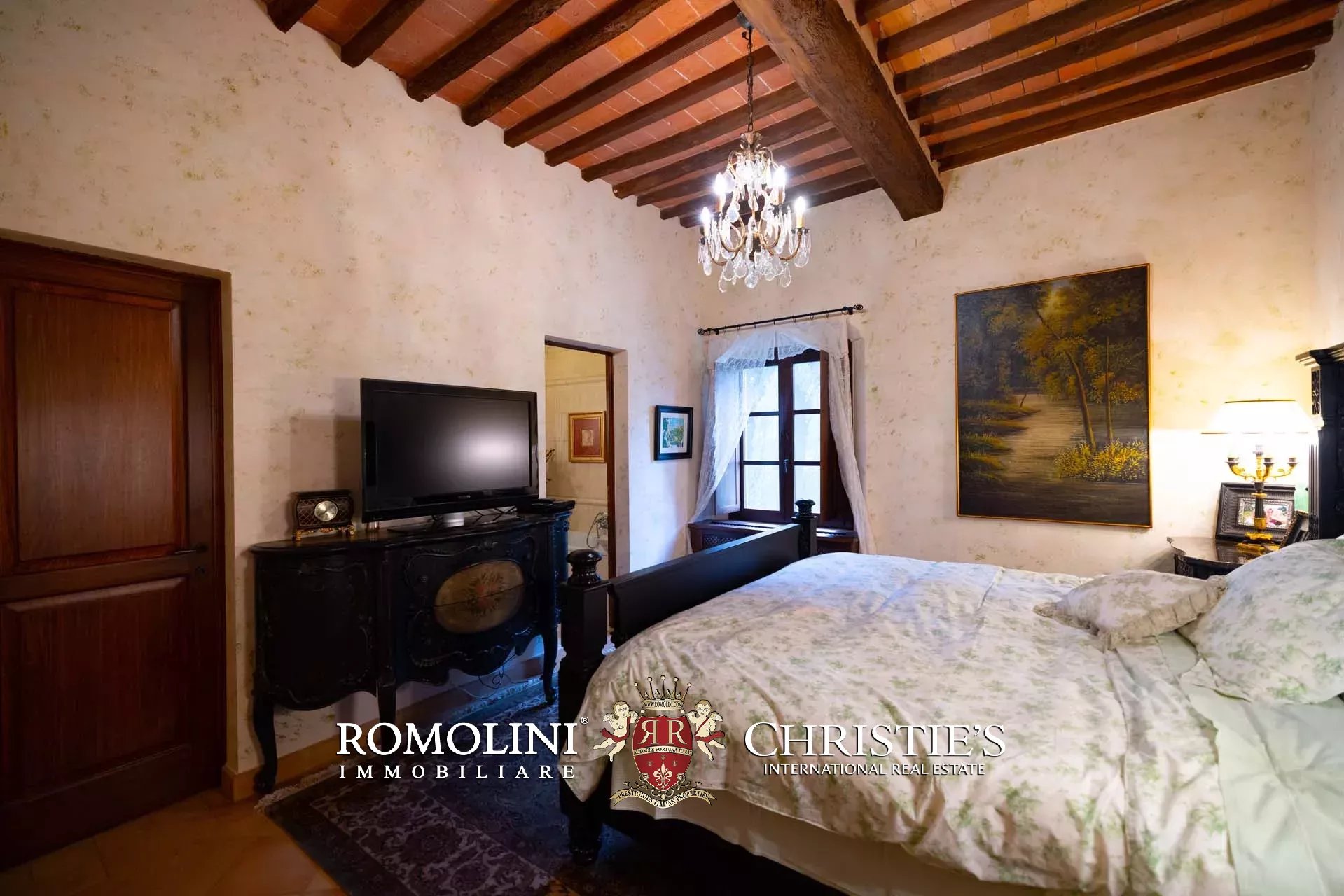 37 Bedroom Villa/Townhouse's Image 208