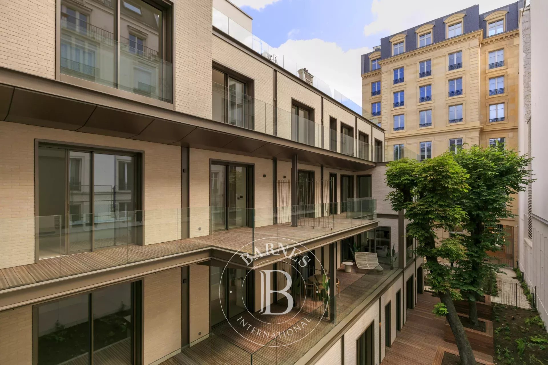 Daire Paris 8ème - picture 15