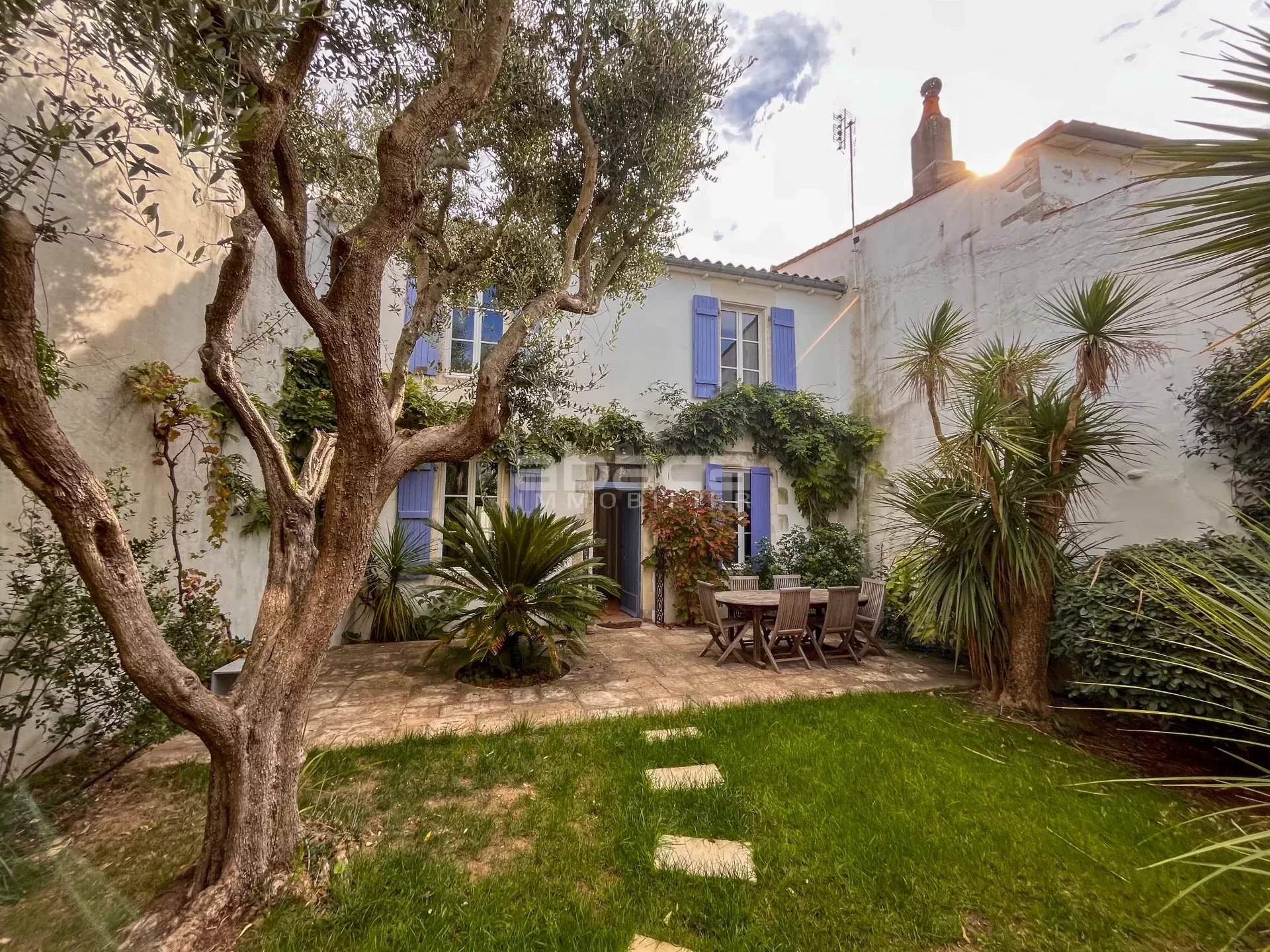 Agence immobilière de 