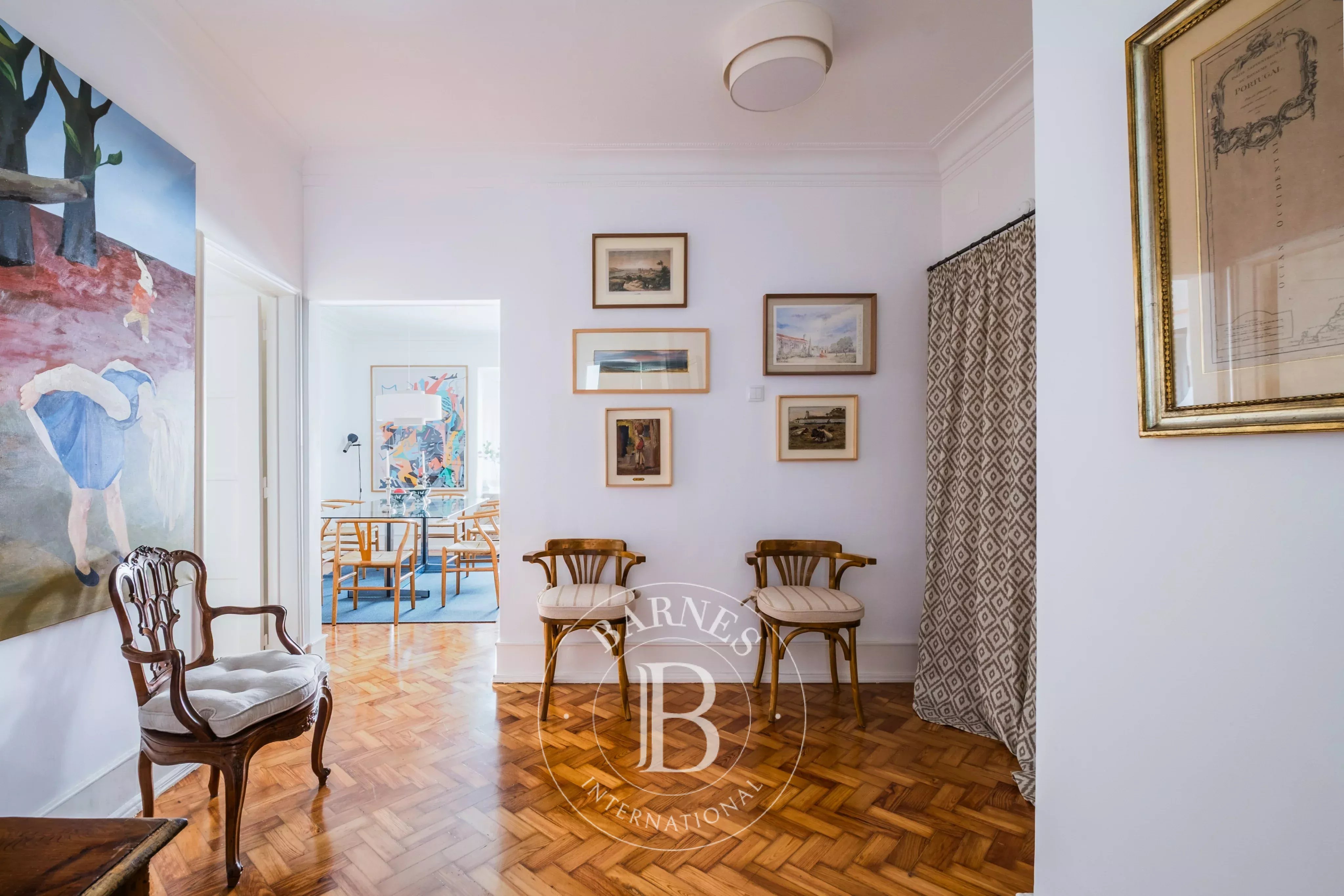 Family apartment in Belém / Algés