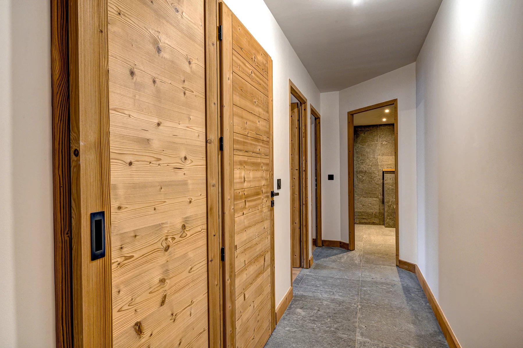 Photo of MORZINE - New 2 bedroom apartment ideally located