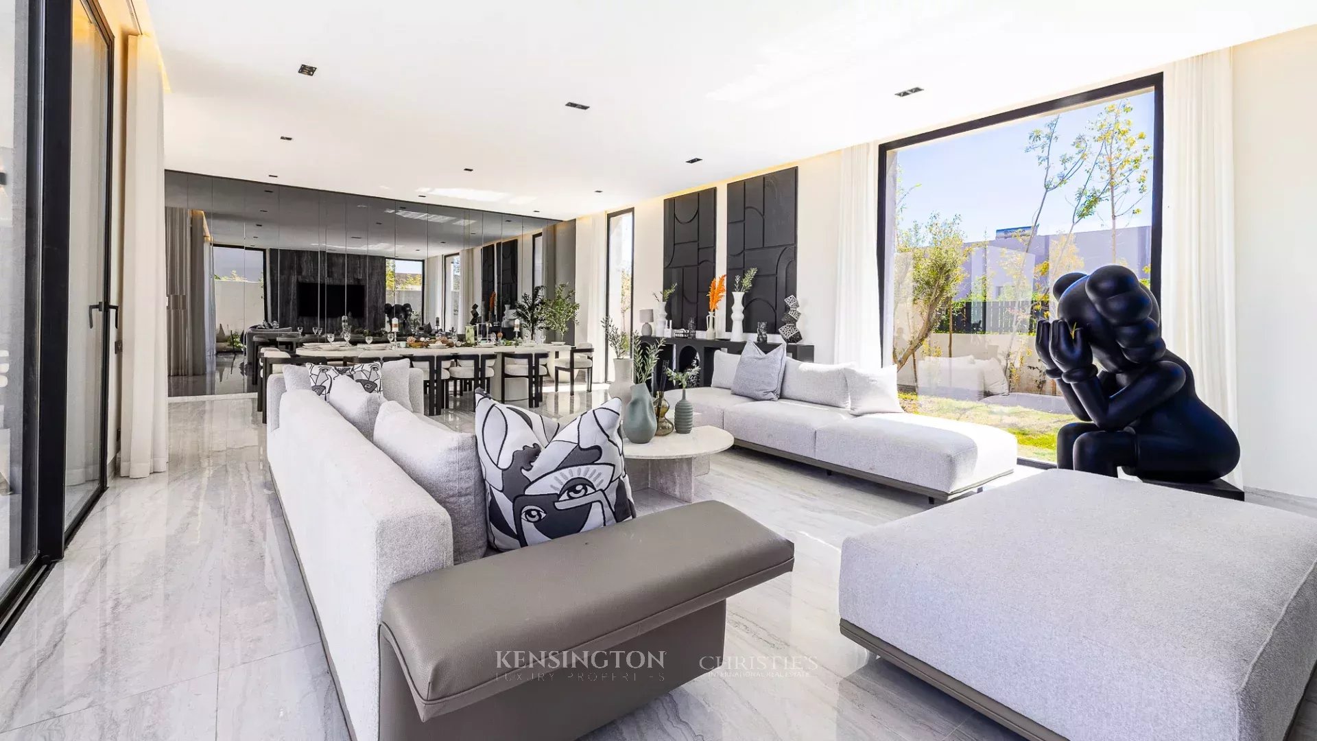 4 Bedroom Villa/Townhouse's Image 16