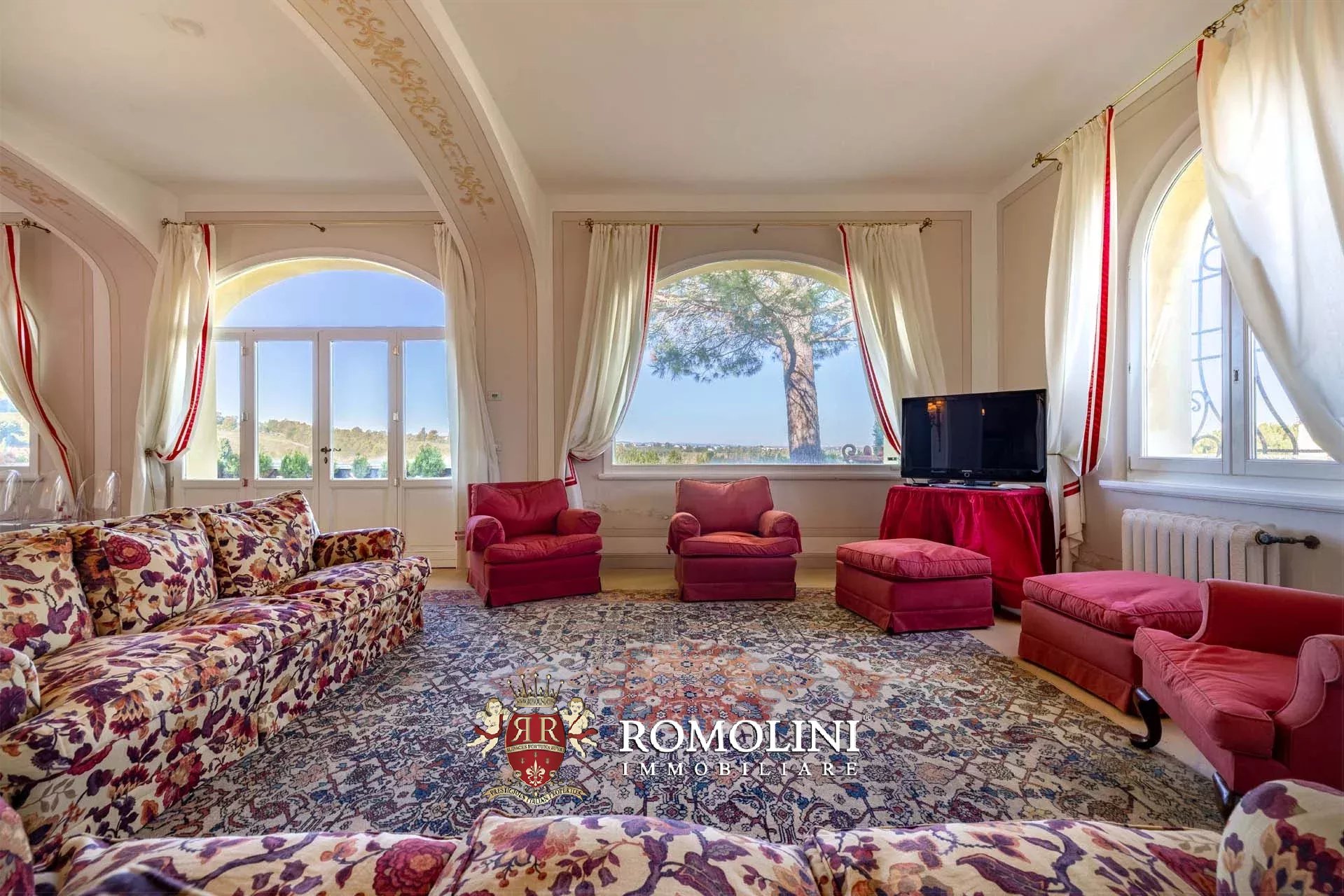 12 Bedroom Villa/Townhouse's Image 39
