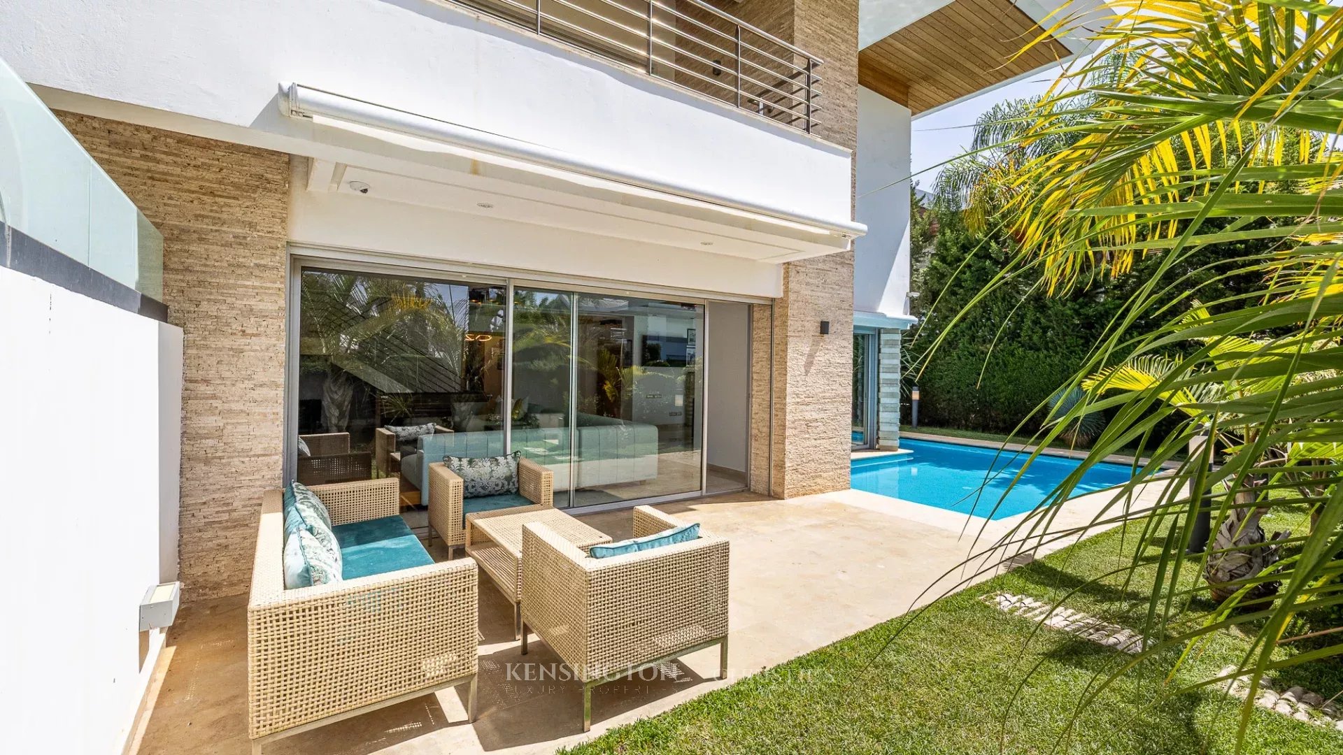 4 Bedroom Villa/Townhouse's Image 3