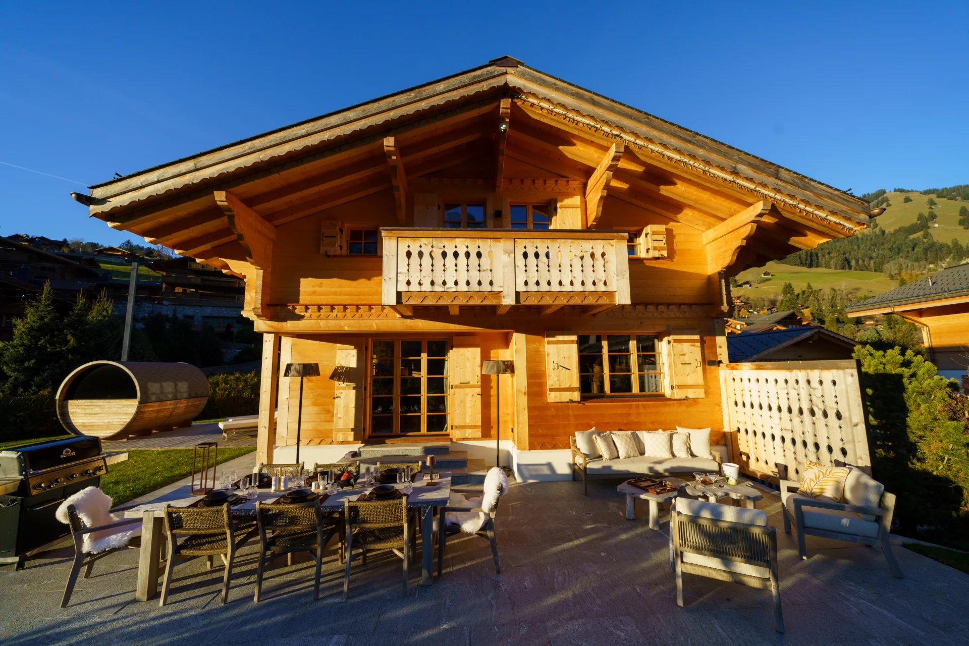 Delightful Chalet in Rougemont / Gstaad: Where alpine authenticity meets contemporary elegance