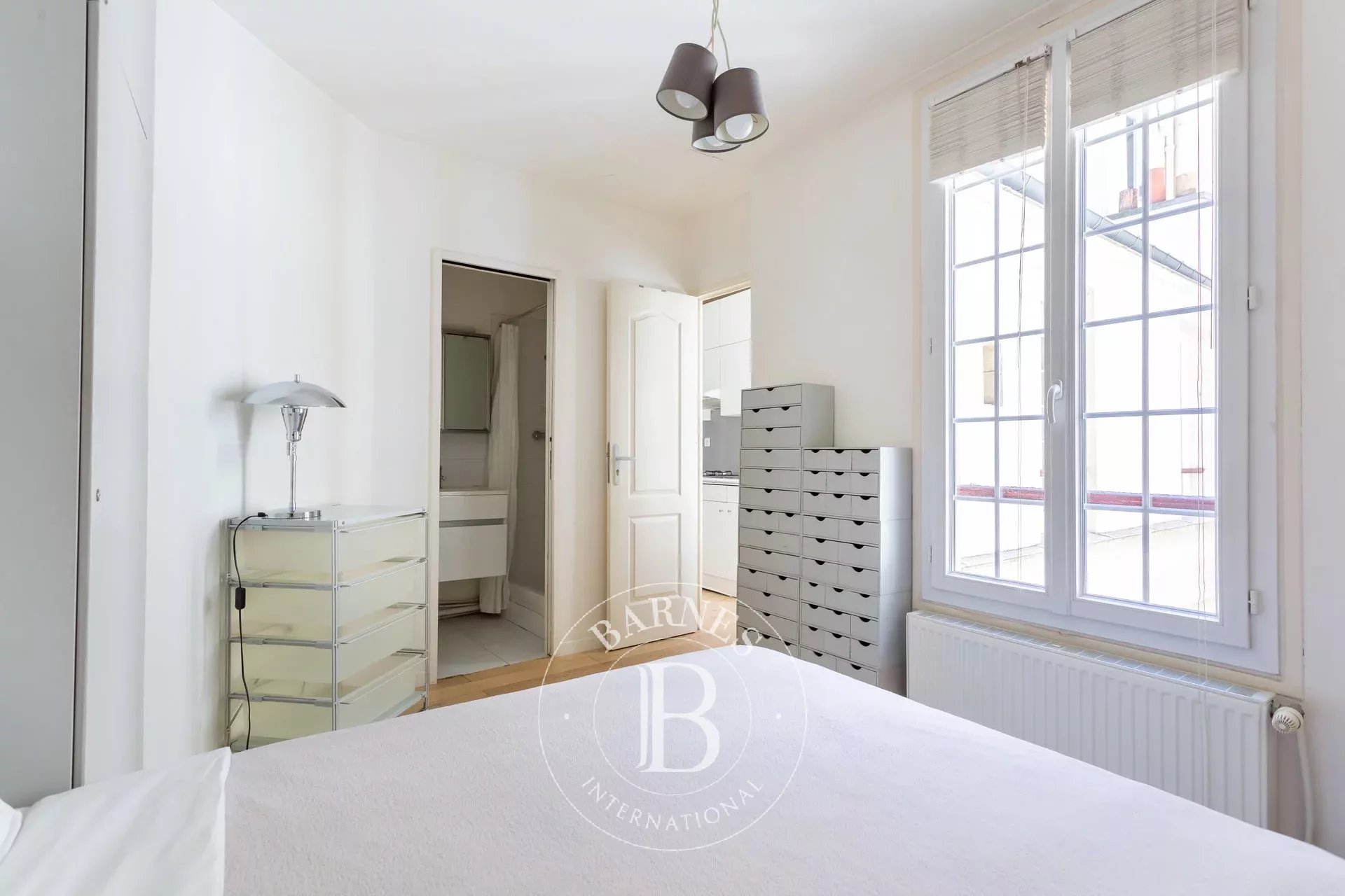 Daire Paris 3ème - picture 9