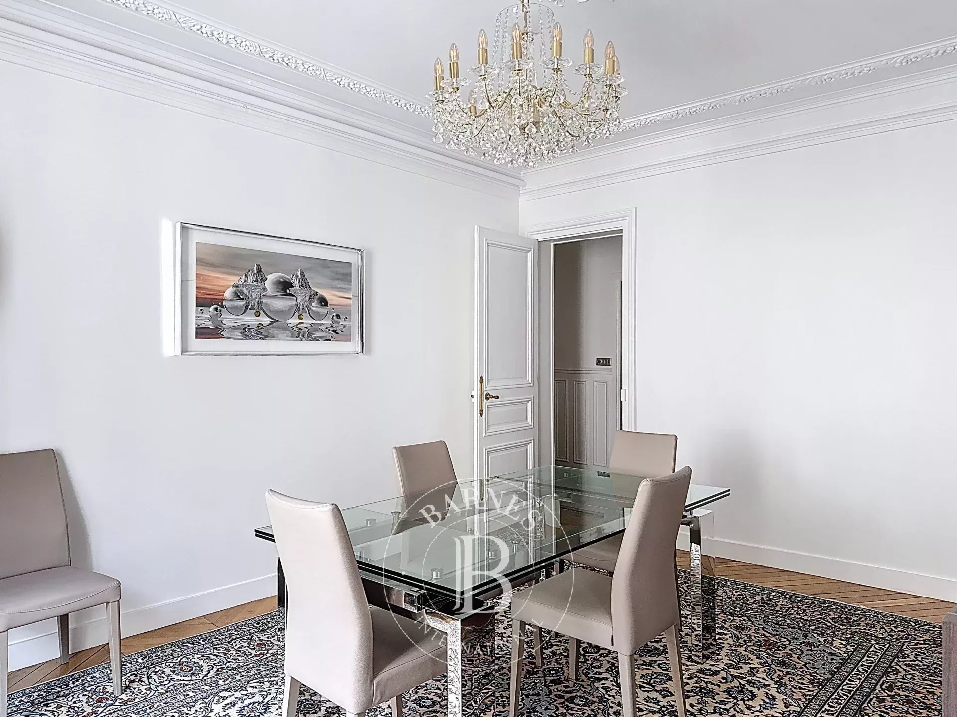 Daire Paris 8ème - picture 4