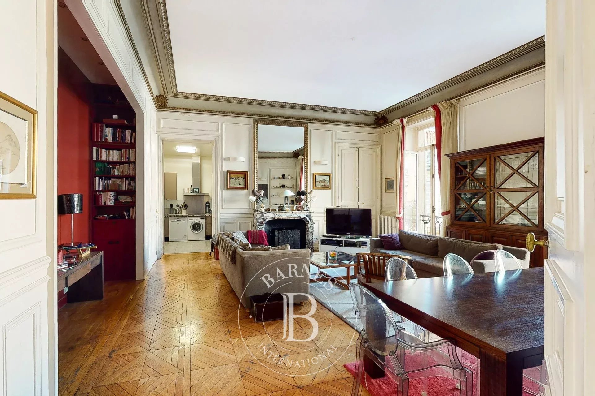 Daire Paris 8ème - picture 4