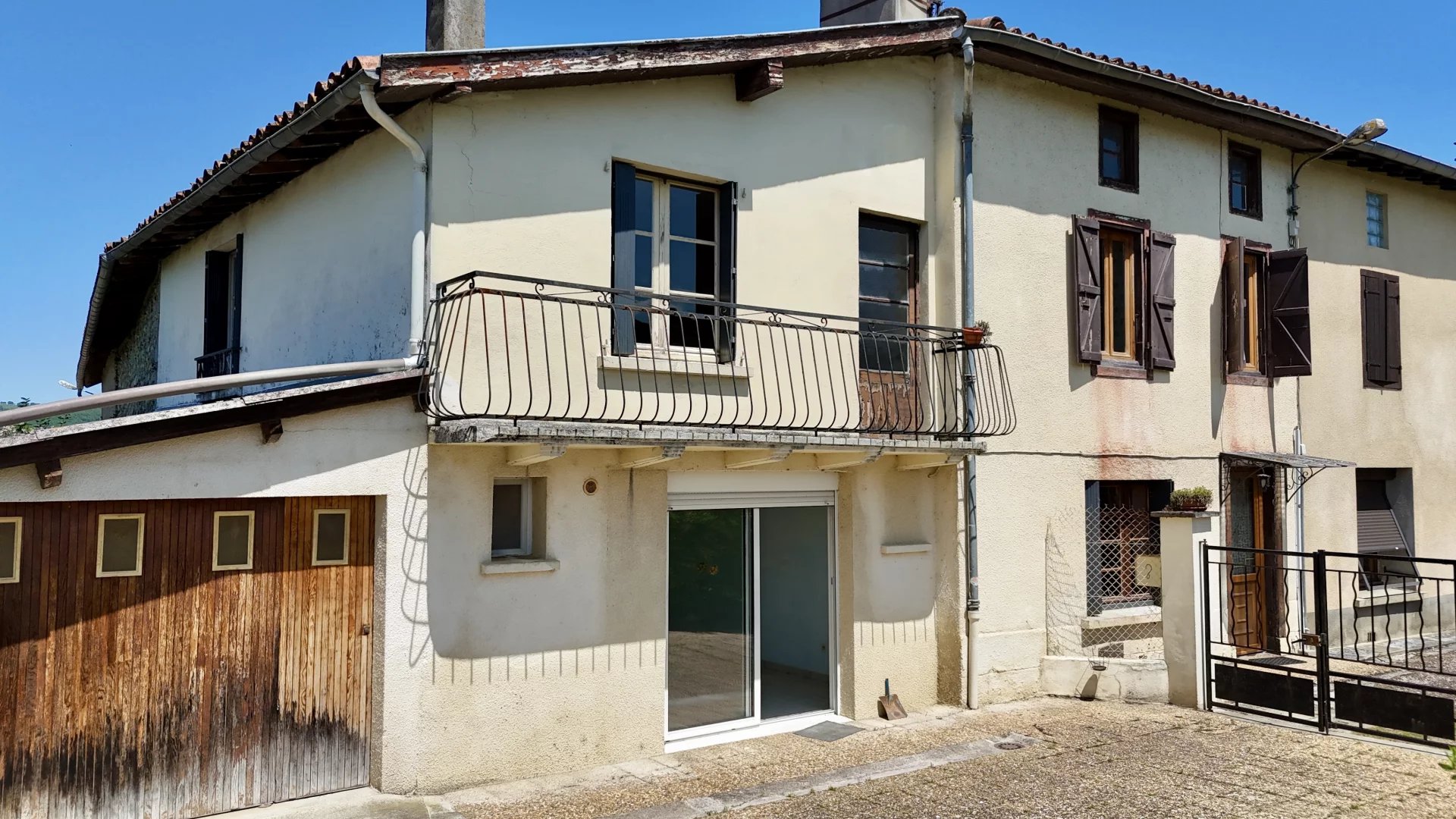 Sale Village house Lorp-Sentaraille
