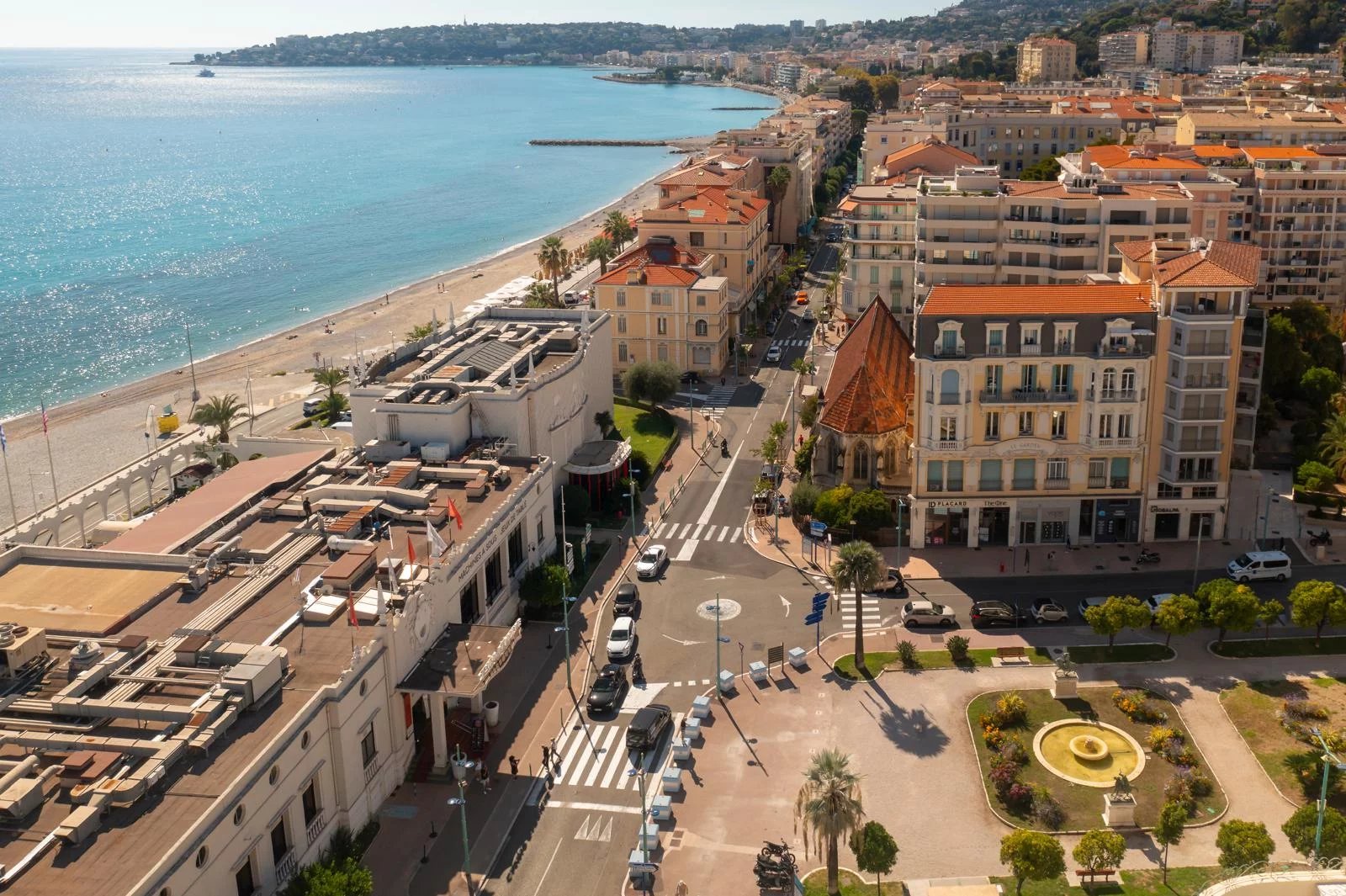 MENTON HISTORIC CENTER - BEAUTIFUL OLD TOWN APARTMENT 4 ROOMS - CLOSE TO CASINO AND SEA