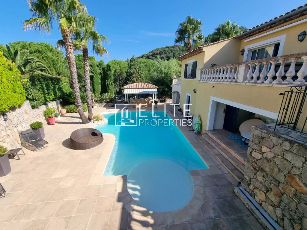 Villa for sale in Les Adrets de l’Esterel — VILLA OF 203m² ON 3212m² OF LAND LES ADRETS