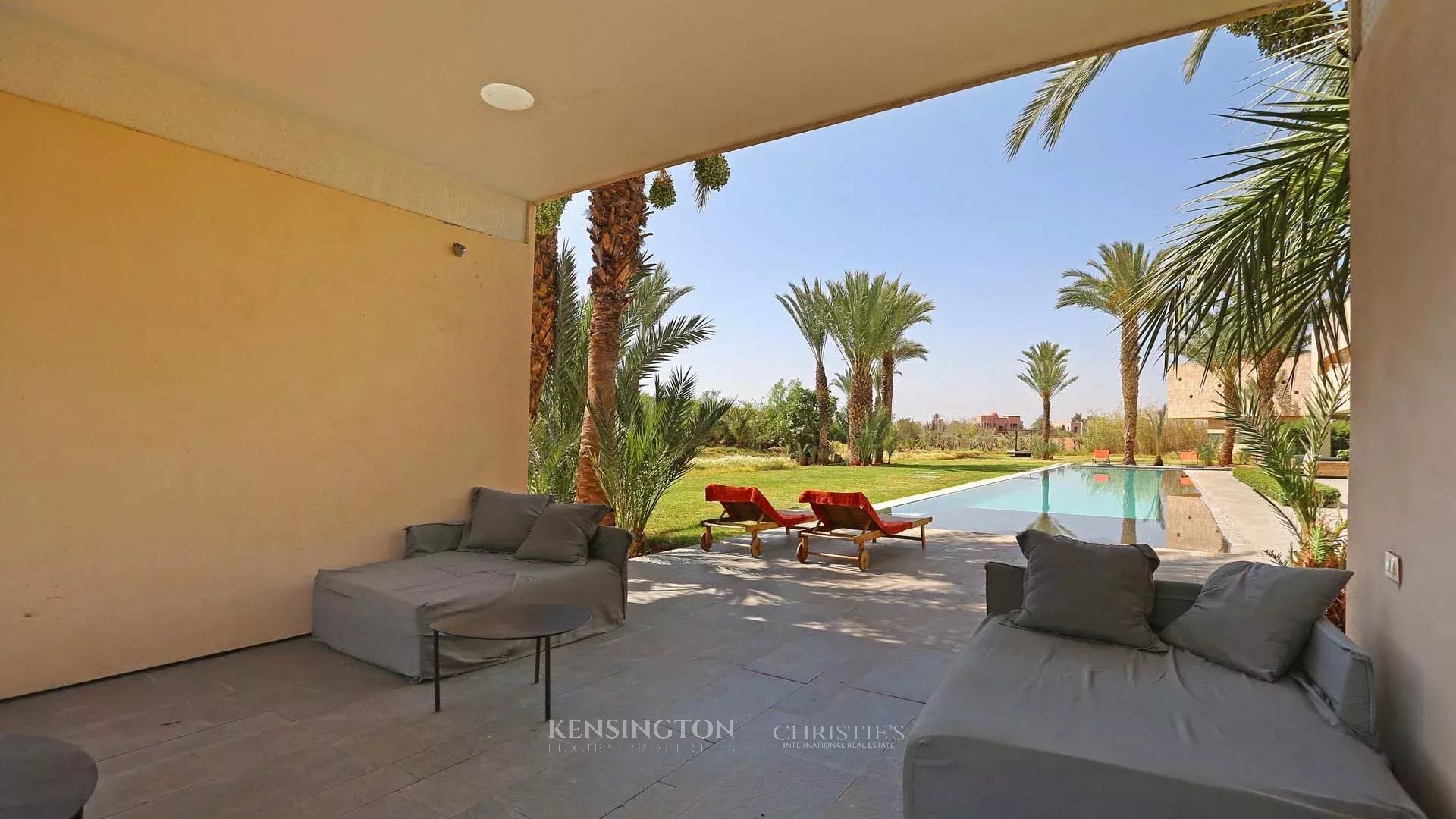 6 Bedroom Villa/Townhouse's Image 16