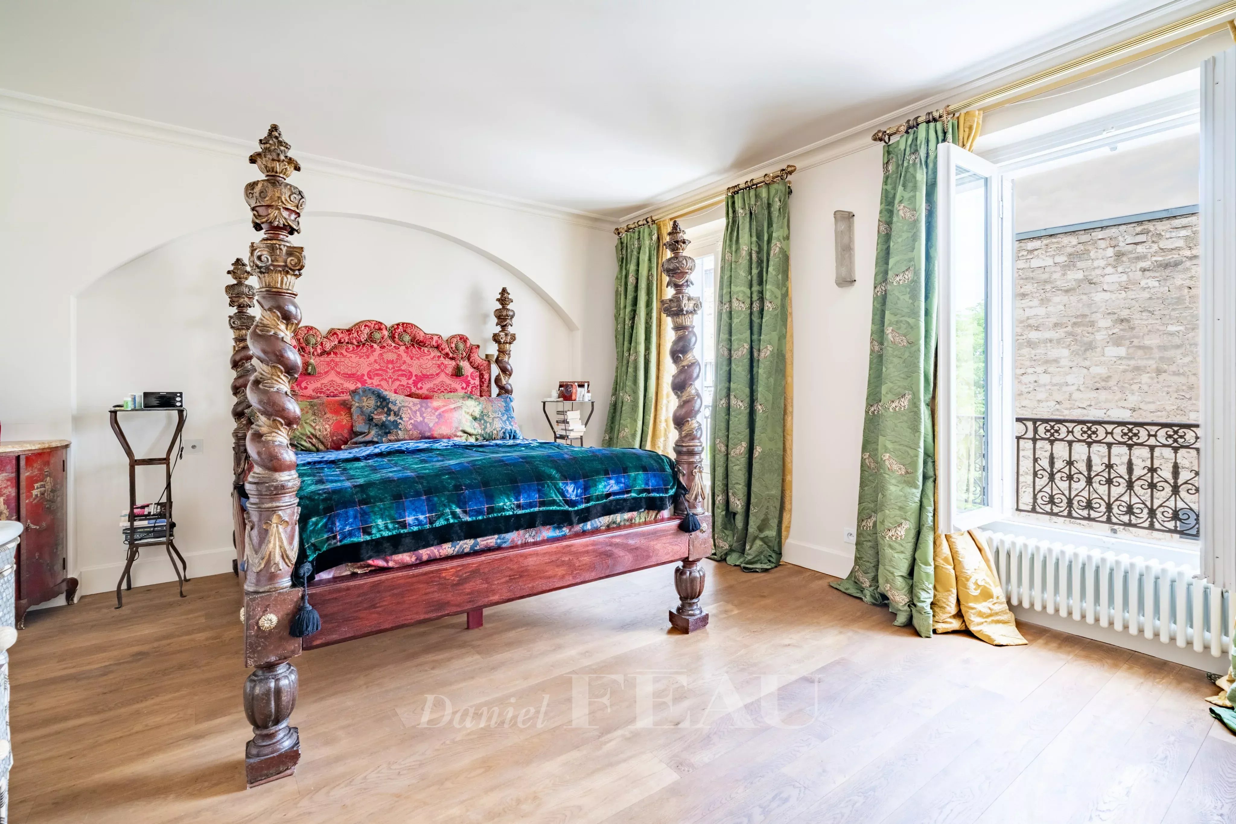 Sale Mansion Paris 16th