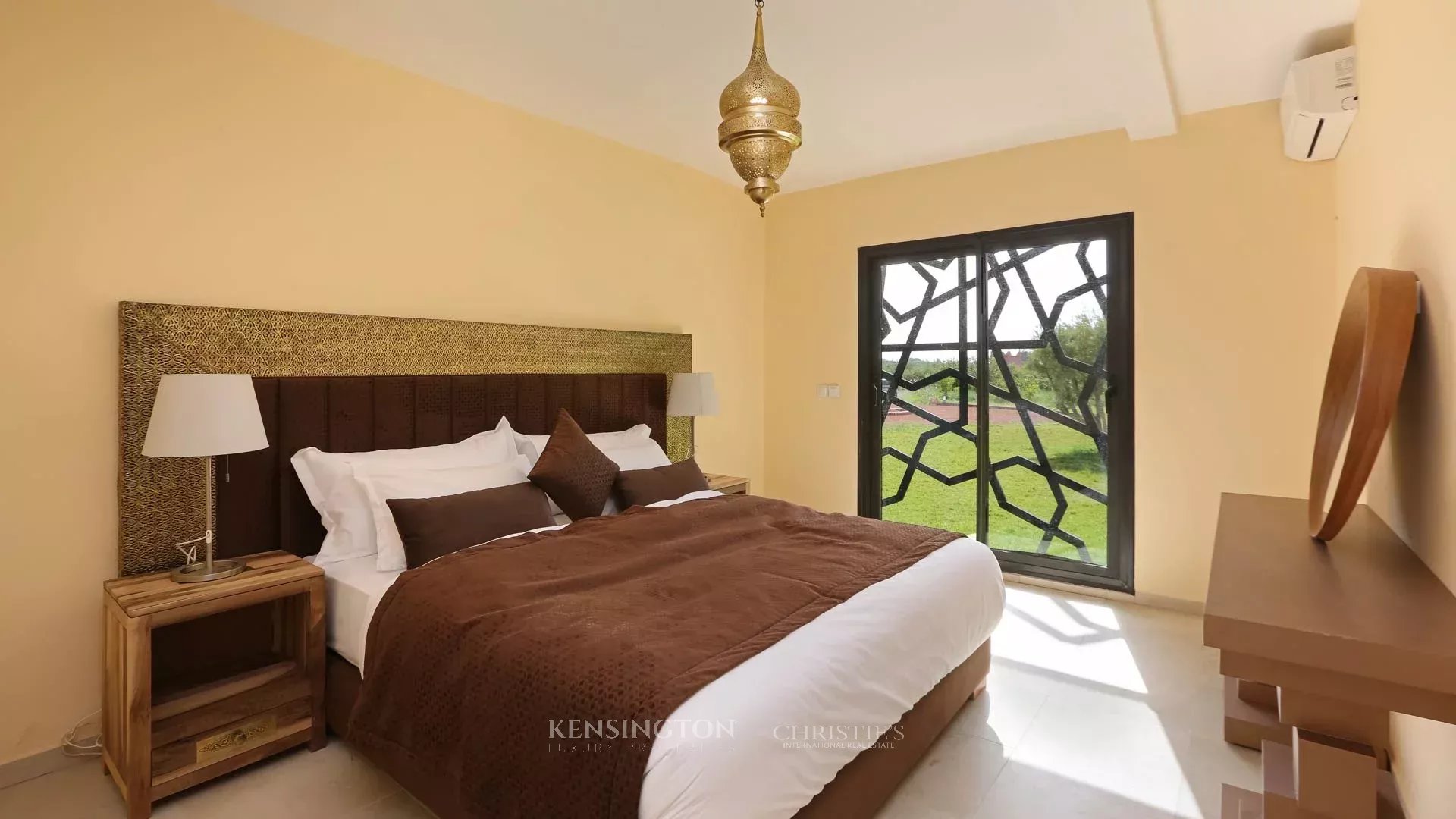 7 Bedroom Villa/Townhouse's Image 31