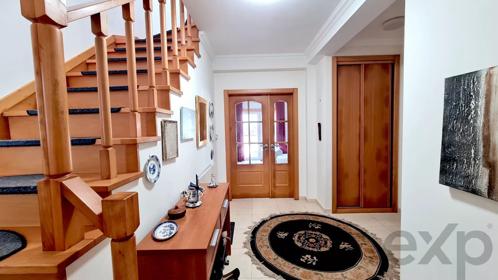 4 Bed. House with Pool, close to the beach 87154066 image 2