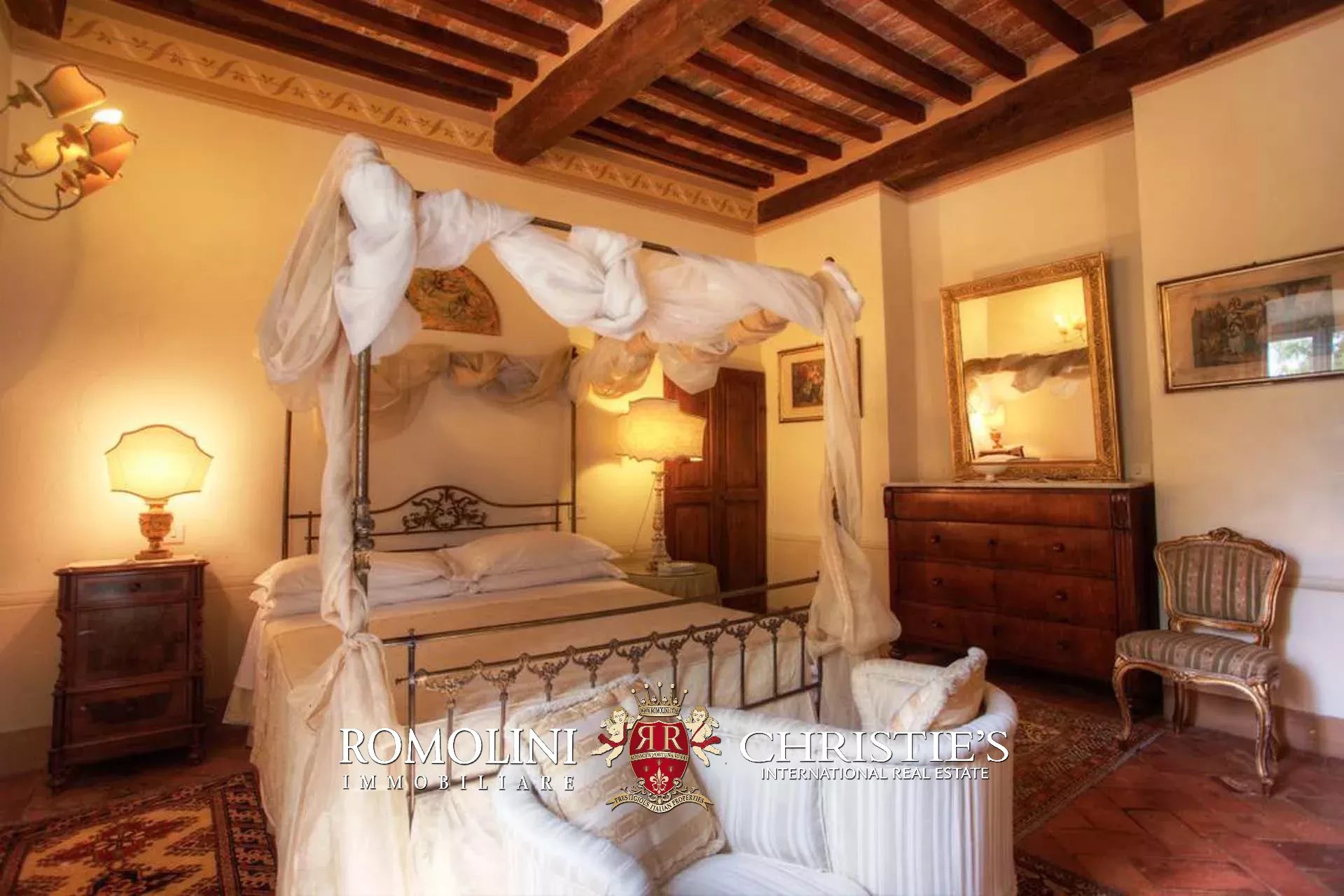 15 Bedroom Villa/Townhouse's Image 66