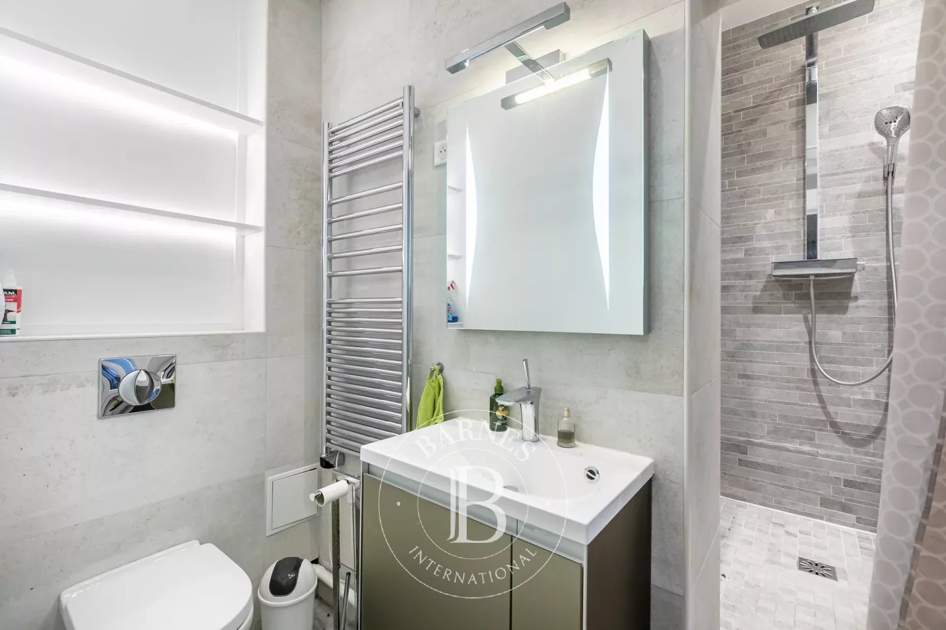 Daire Paris 17ème - picture 17