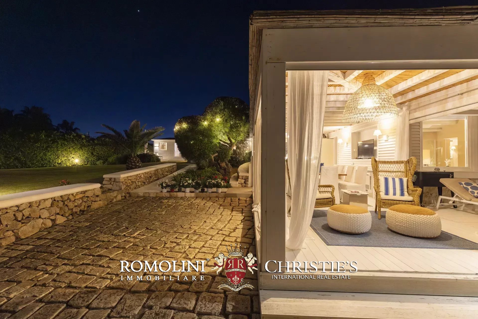 4 Bedroom Villa/Townhouse's Image 53