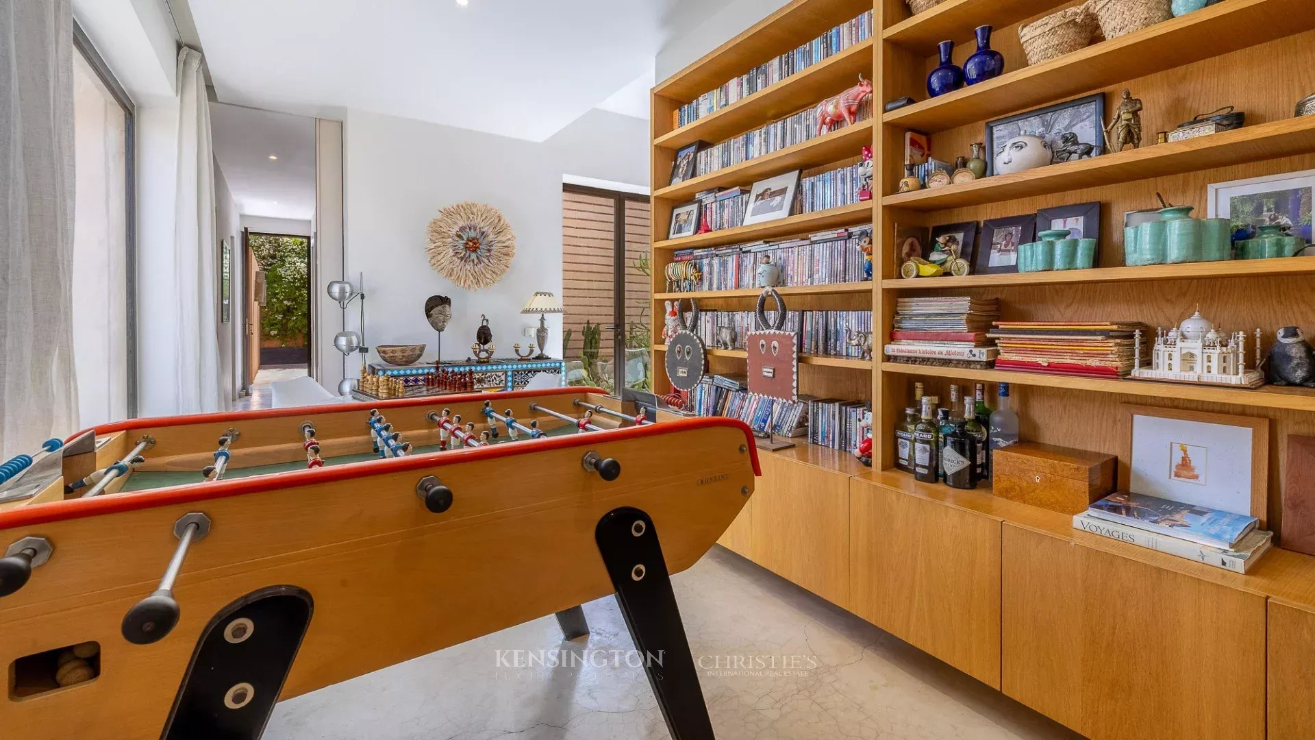 6 Bedroom Villa/Townhouse's Image 17