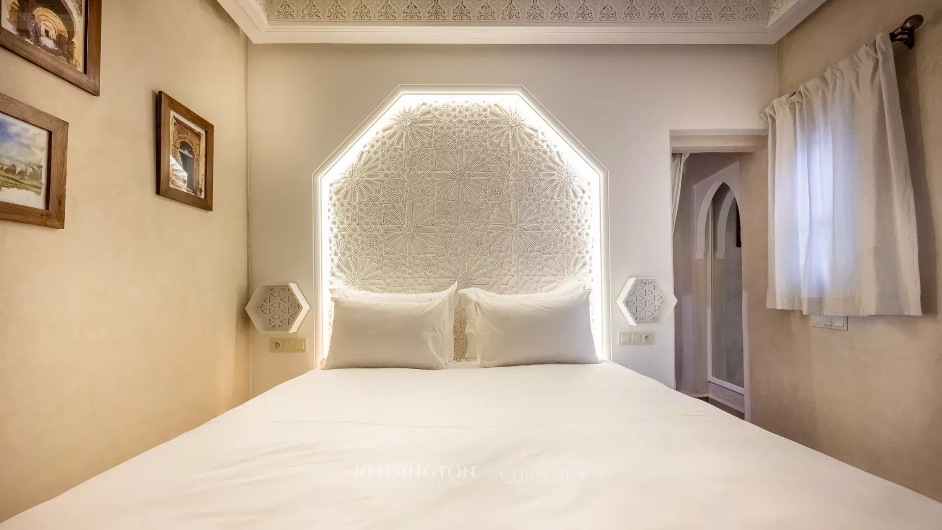 8 Bedroom Villa/Townhouse's Image 27