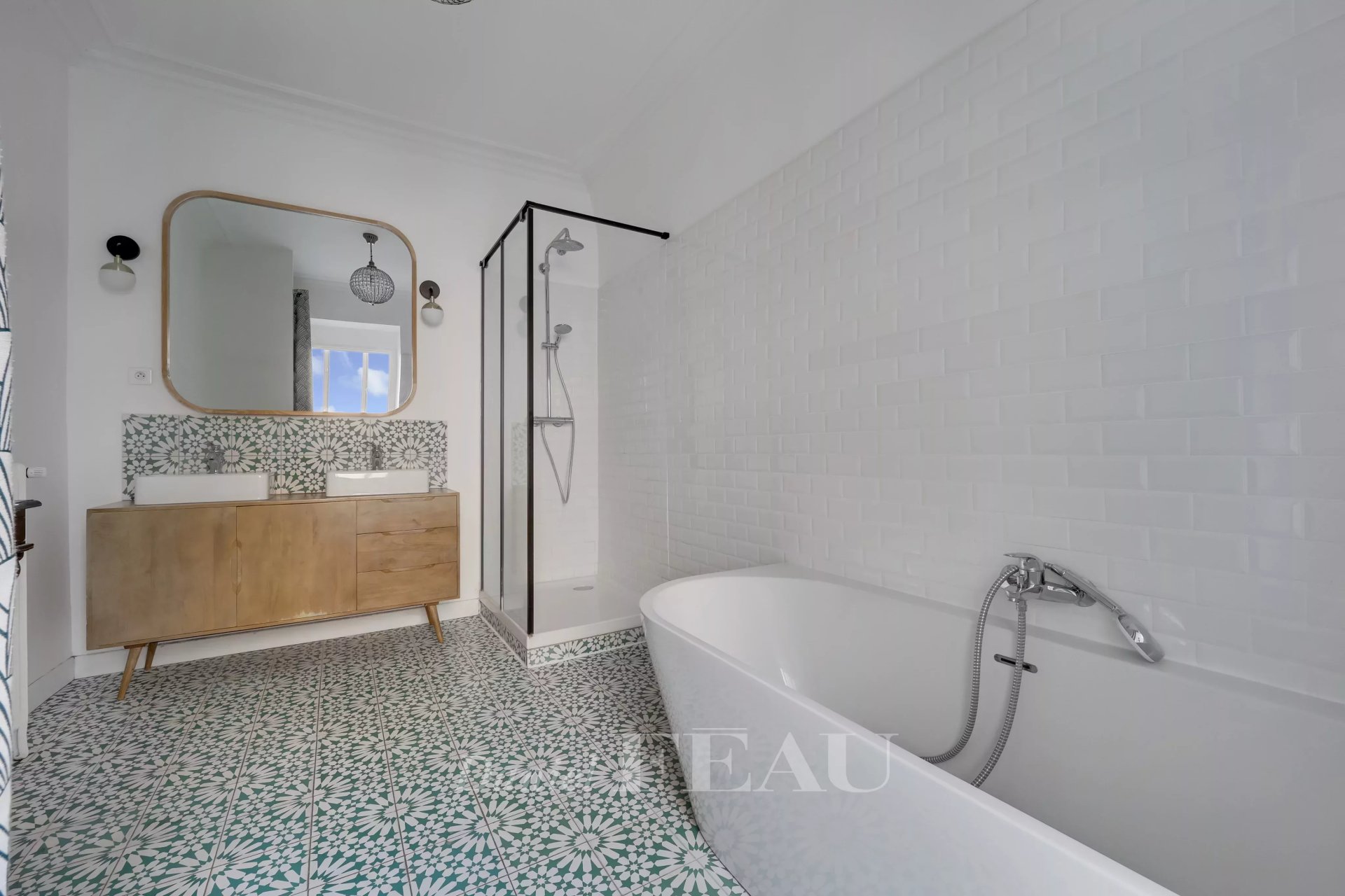 2 Bedroom Apartment/Flat's Image 5