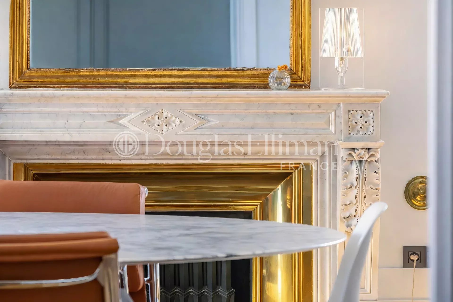 BORDEAUX – PLACE DES QUINCONCES – Appartement de 160 m² avec ascenseur - Image nᵒ3