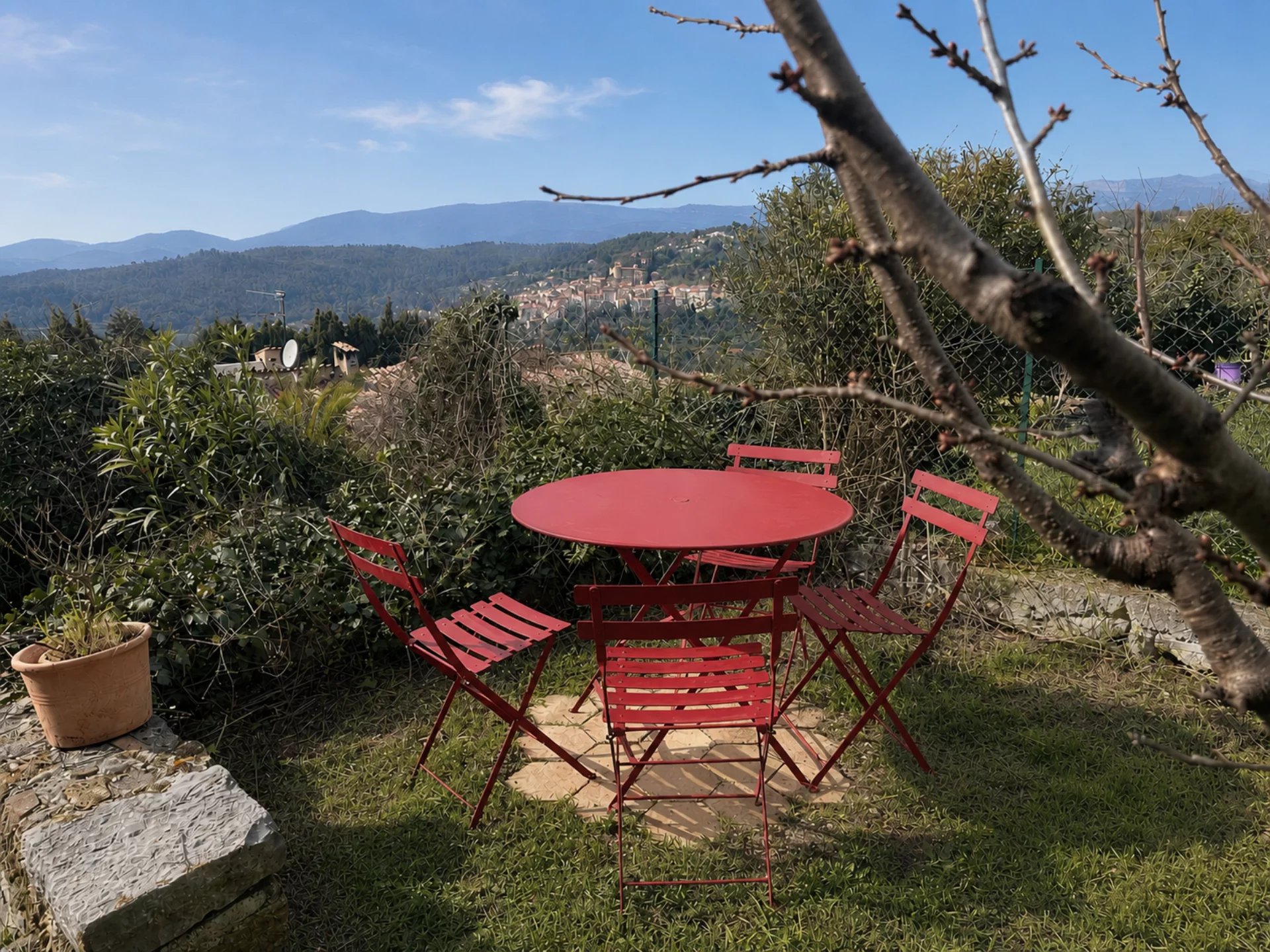 Village house with garden and panoramic view - Montauroux