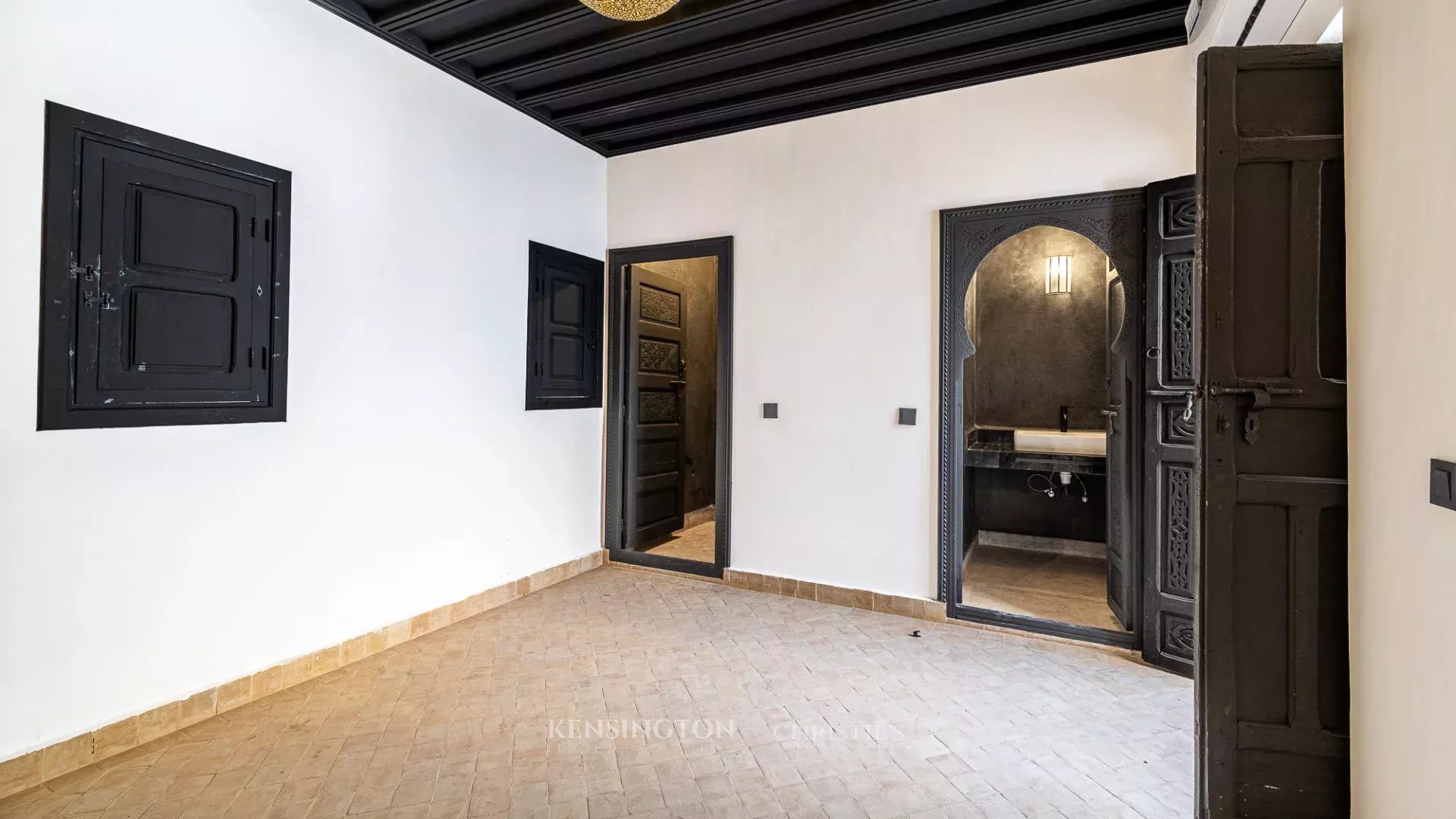 4 Bedroom Villa/Townhouse's Image 10