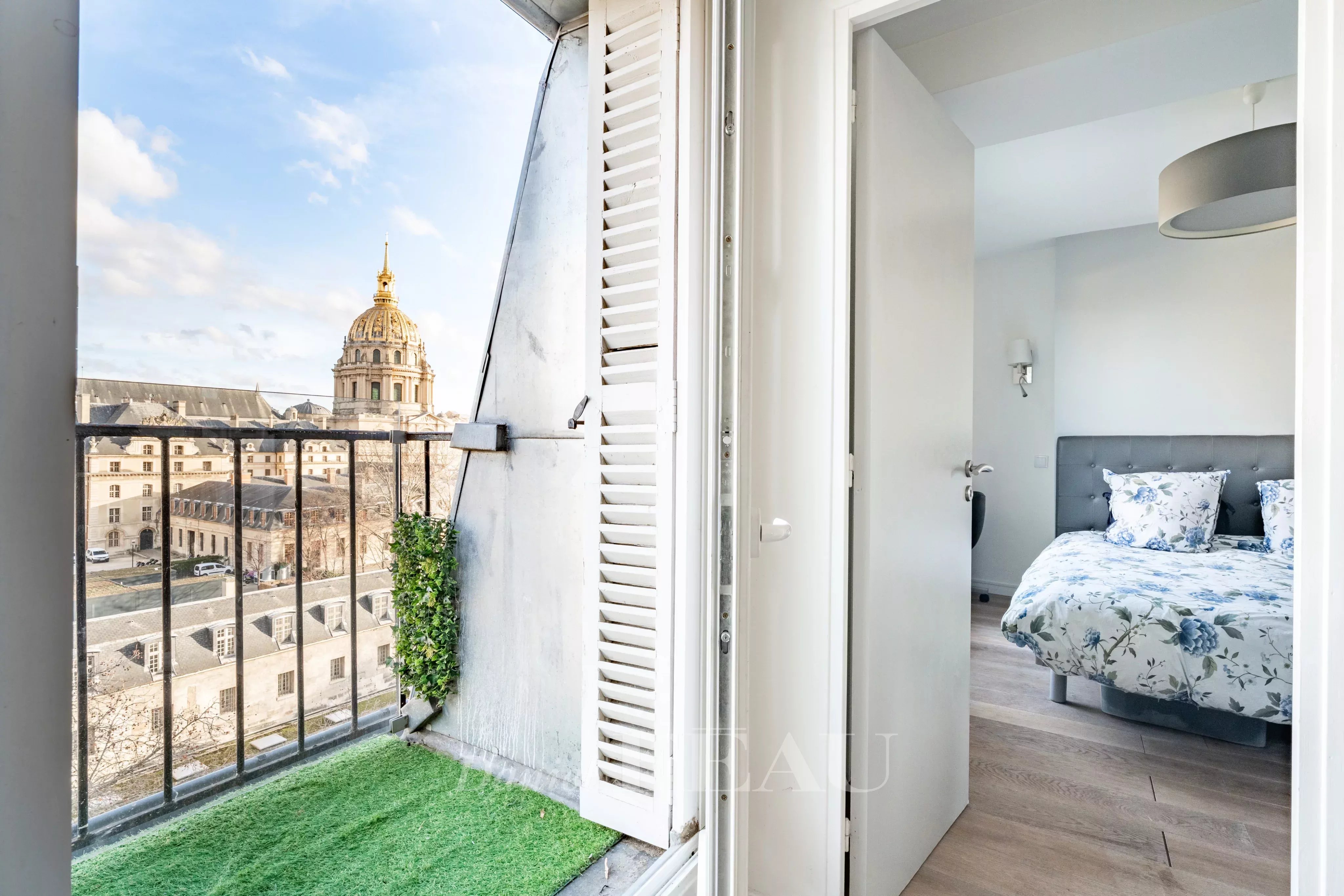 Sale Apartment Paris 7th