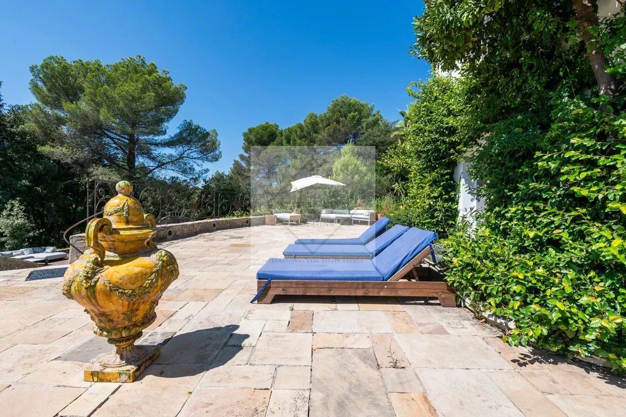 Villa d’exception à louer à l’année — photo 40