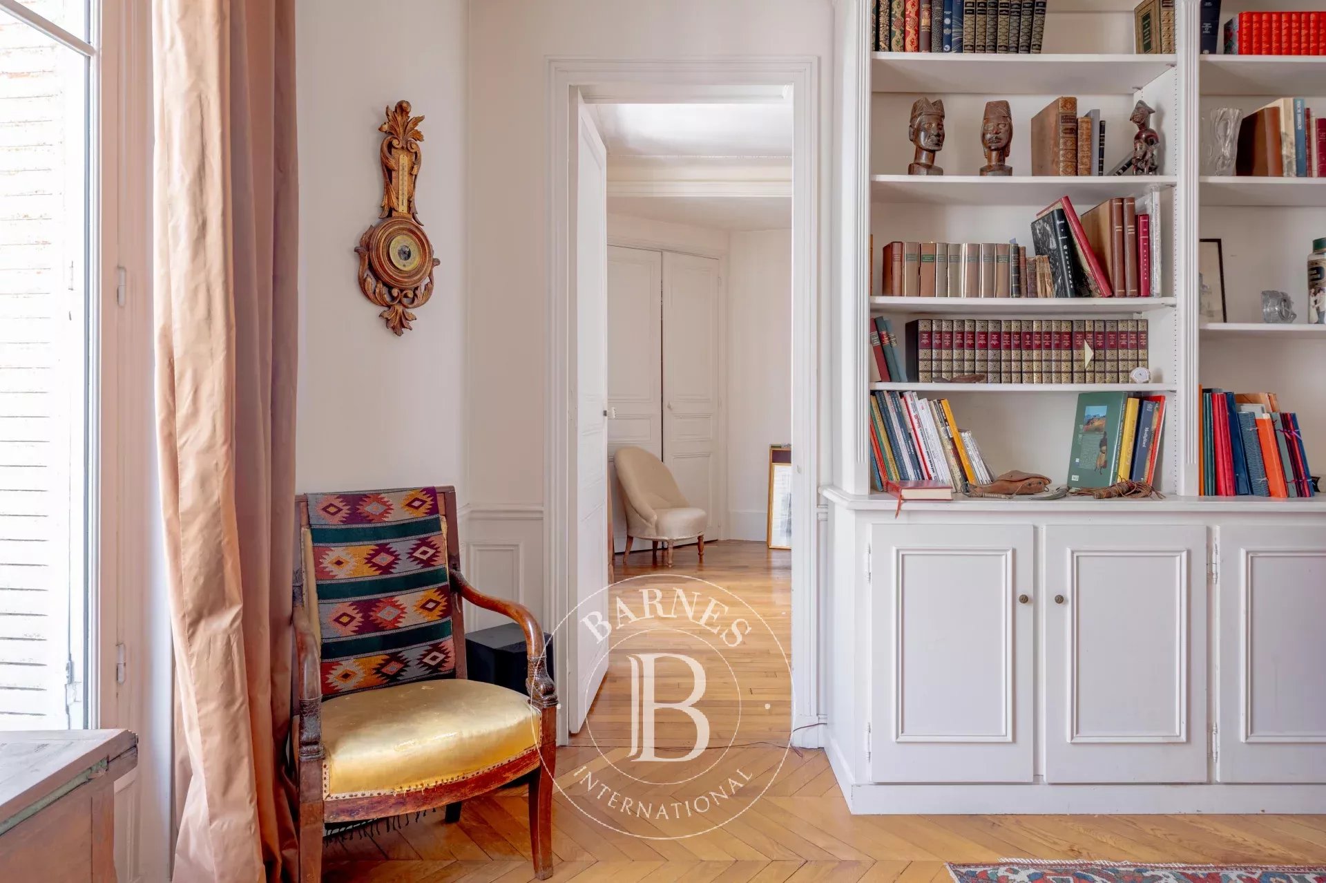 Paris 5 - Saint Jacques - Two bedrooms - Period charm - picture 7