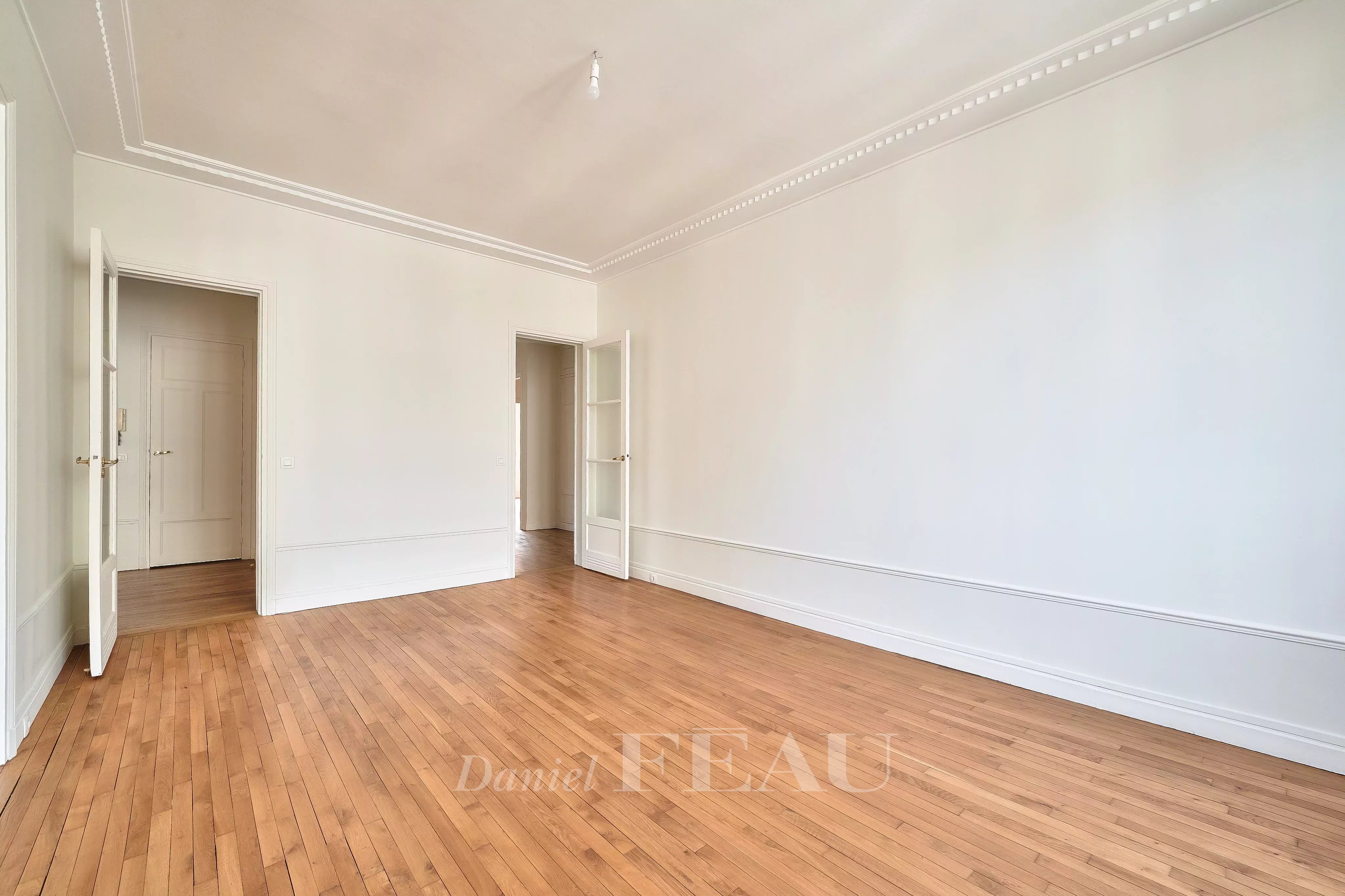 Rental Apartment Paris 17th