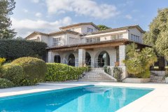 Exceptional villa with panoramic sea view in the Domaine des Hauts de Saint-Paul — photo 3 of 7