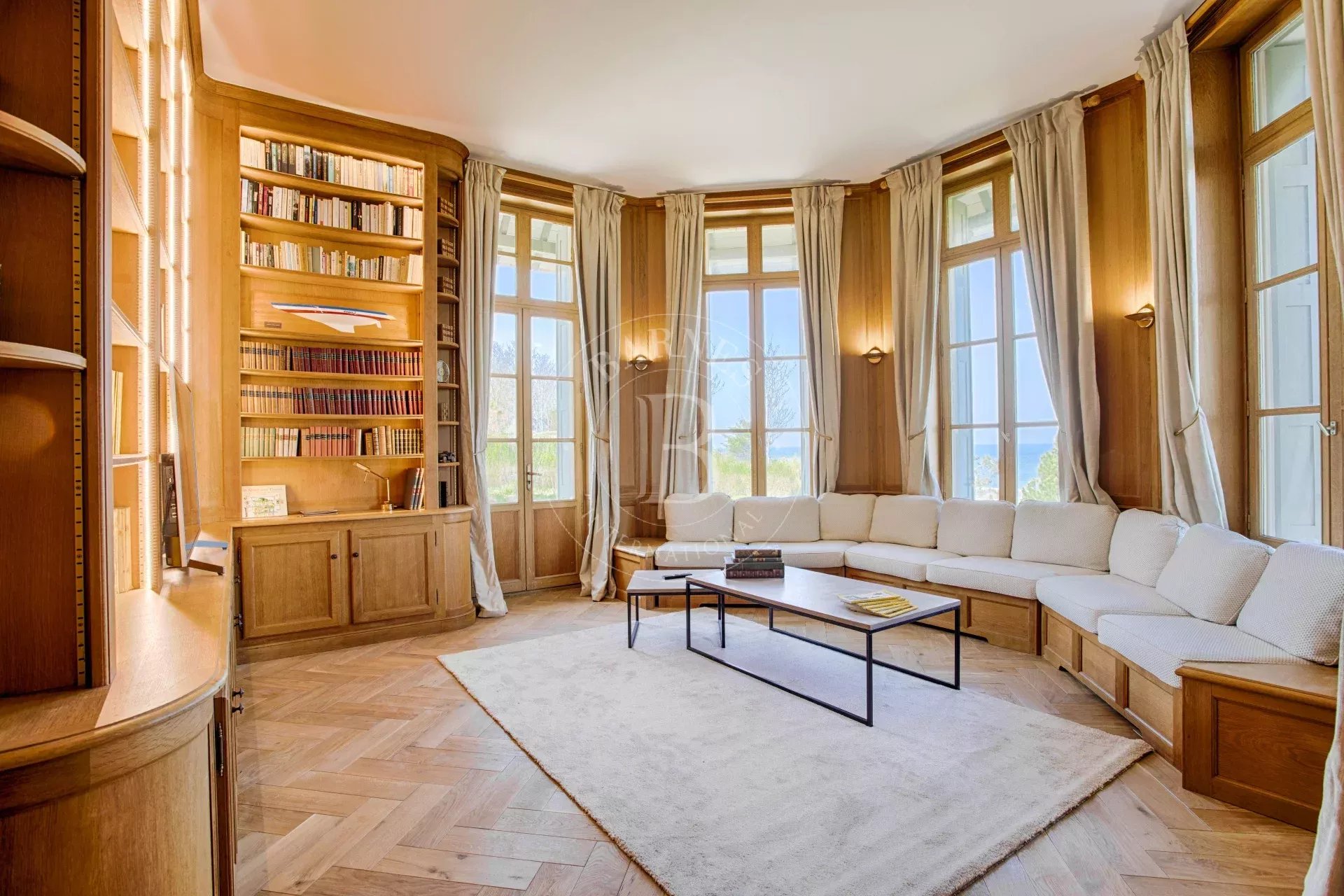 Deauville  - Property 20 Bedrooms - picture 5
