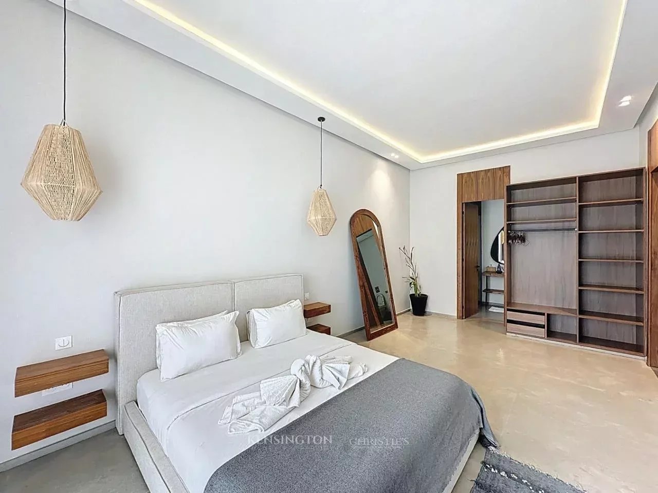 4 Bedroom Villa/Townhouse's Image 19