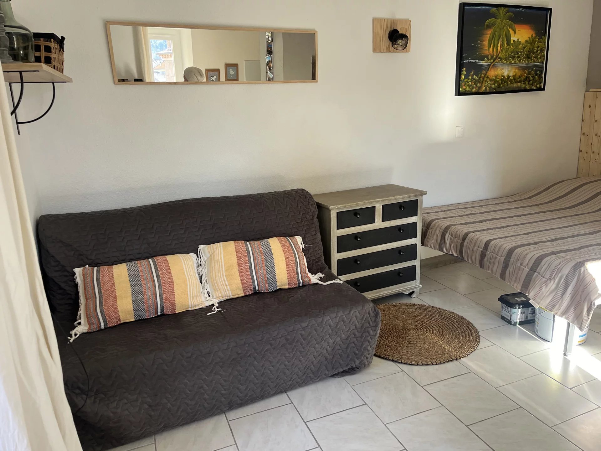 BRIGHT APARTMENT IN THE HEART OF RIEZ