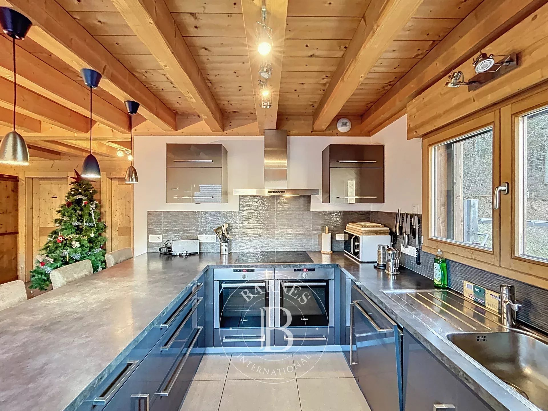 Photo of Morzine – Contemporary Chalet – 230 sqm – 7 Bedrooms – Mountain Views