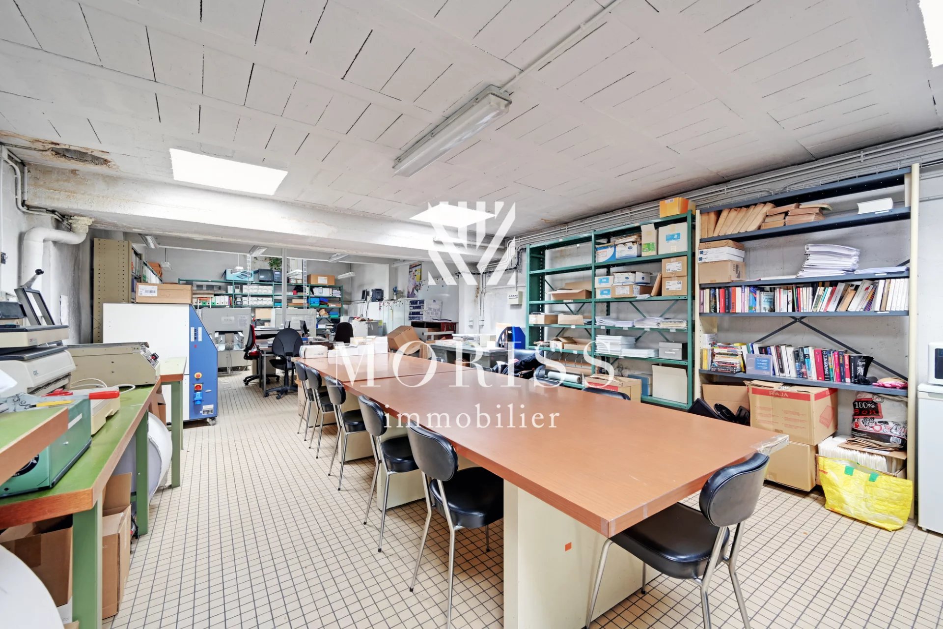 Local commercial - Image Array