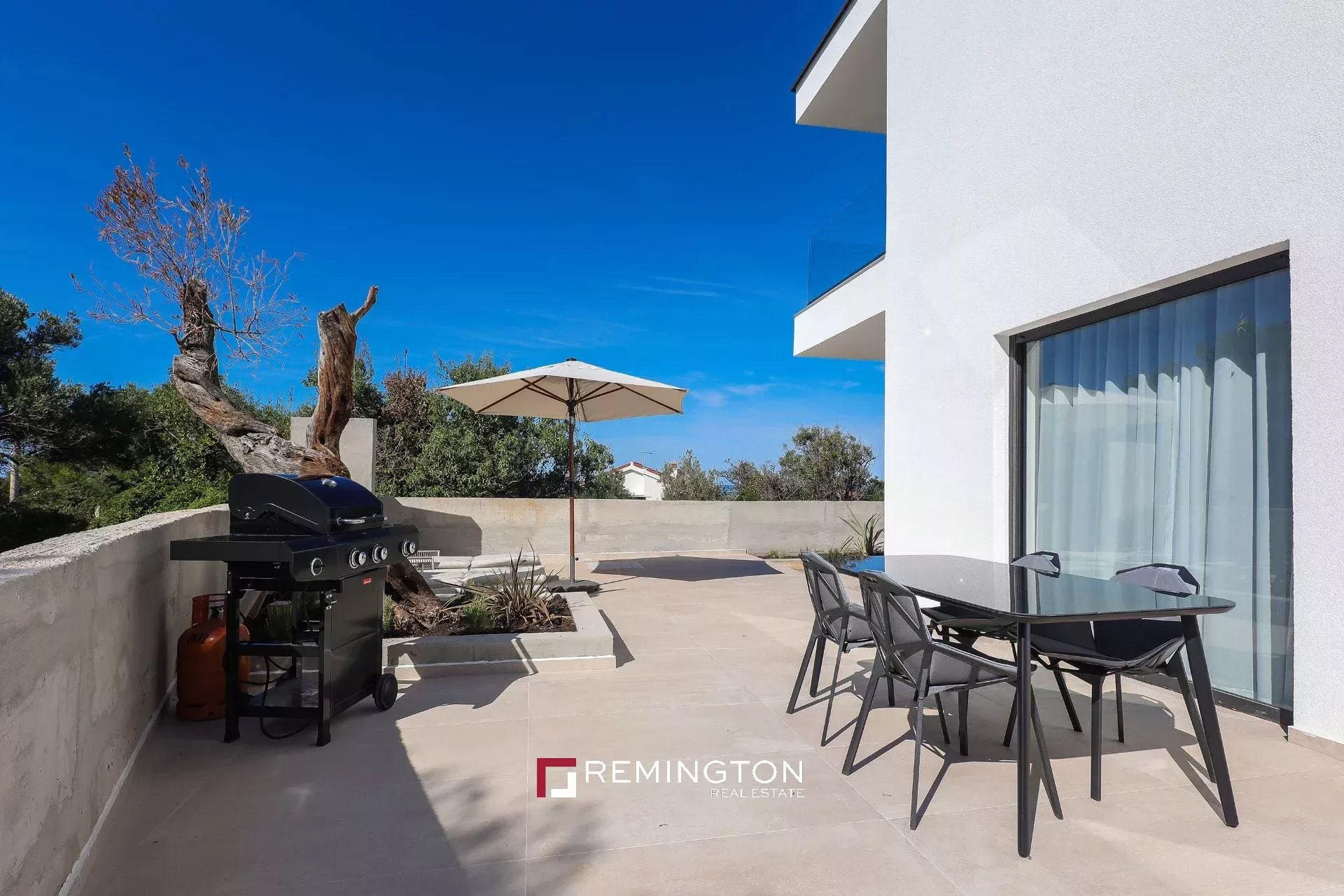 3 Bedroom Villa/Townhouse's Image 4