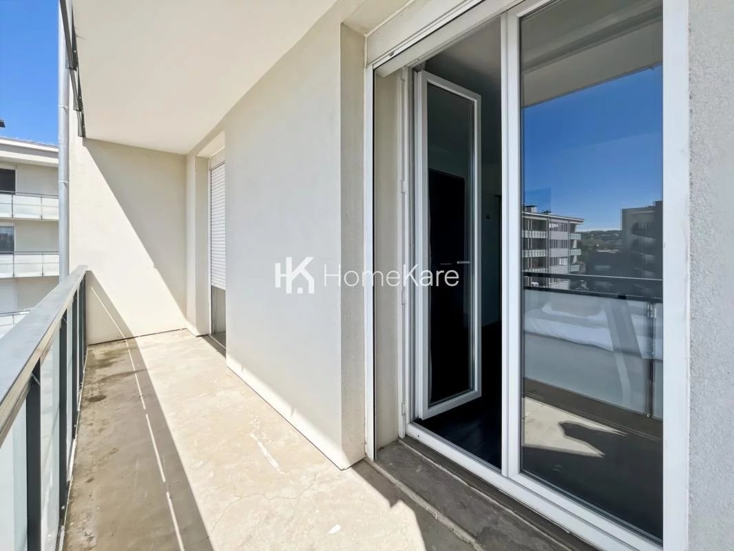 APPARTEMENT T4 PROCHE COMMODITÉ