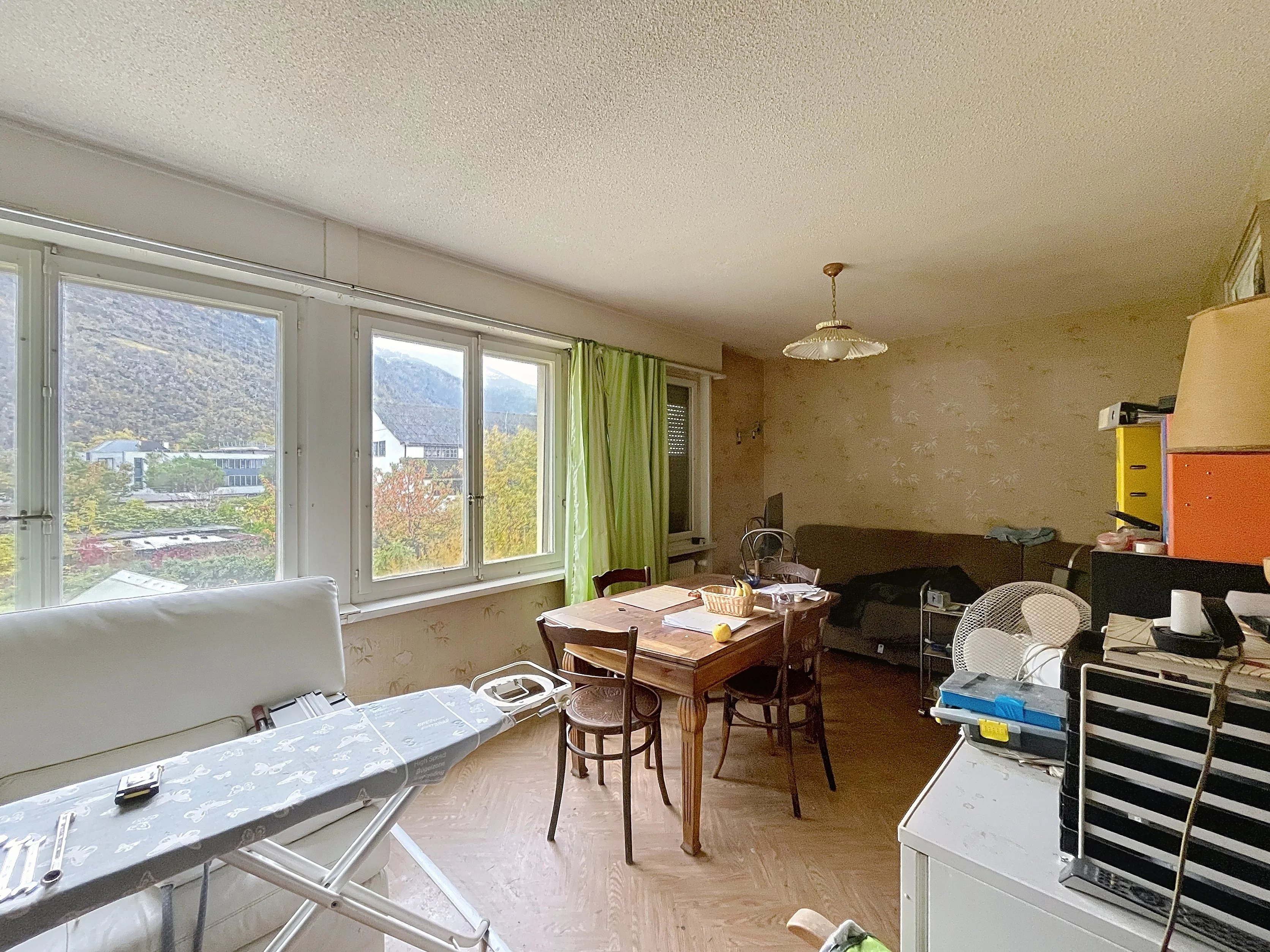 Appartement de 3 1/2 pièces à rénover à Sierre - Photo 3