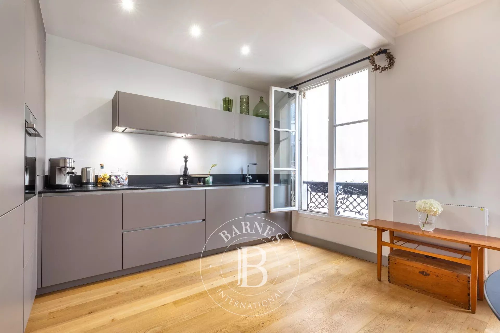 Daire Paris 4ème - picture 7