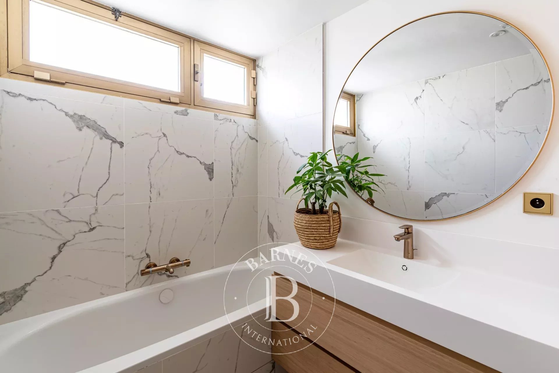 Daire Paris 16ème - picture 13